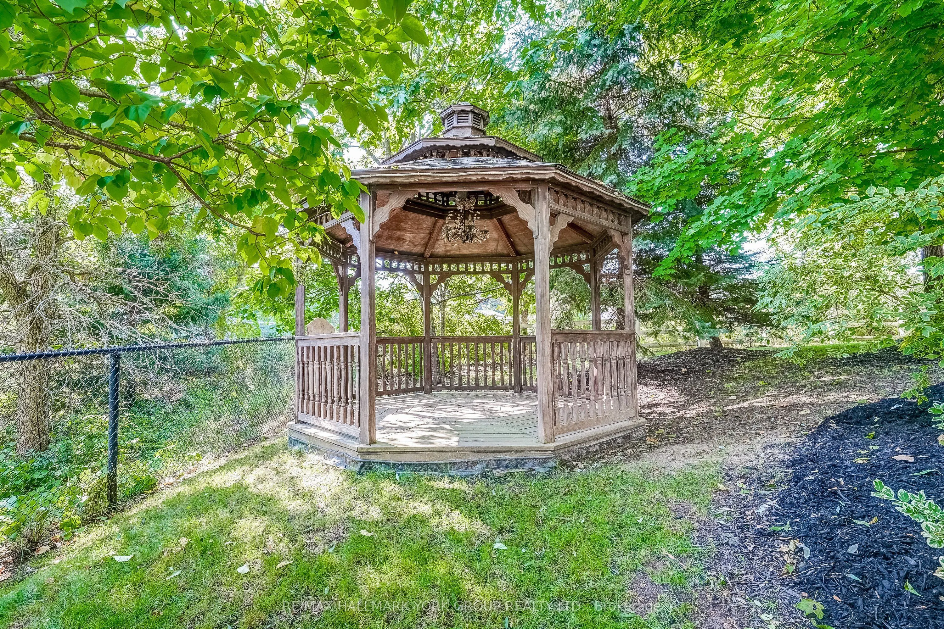 17 Duncton Wood Crescent