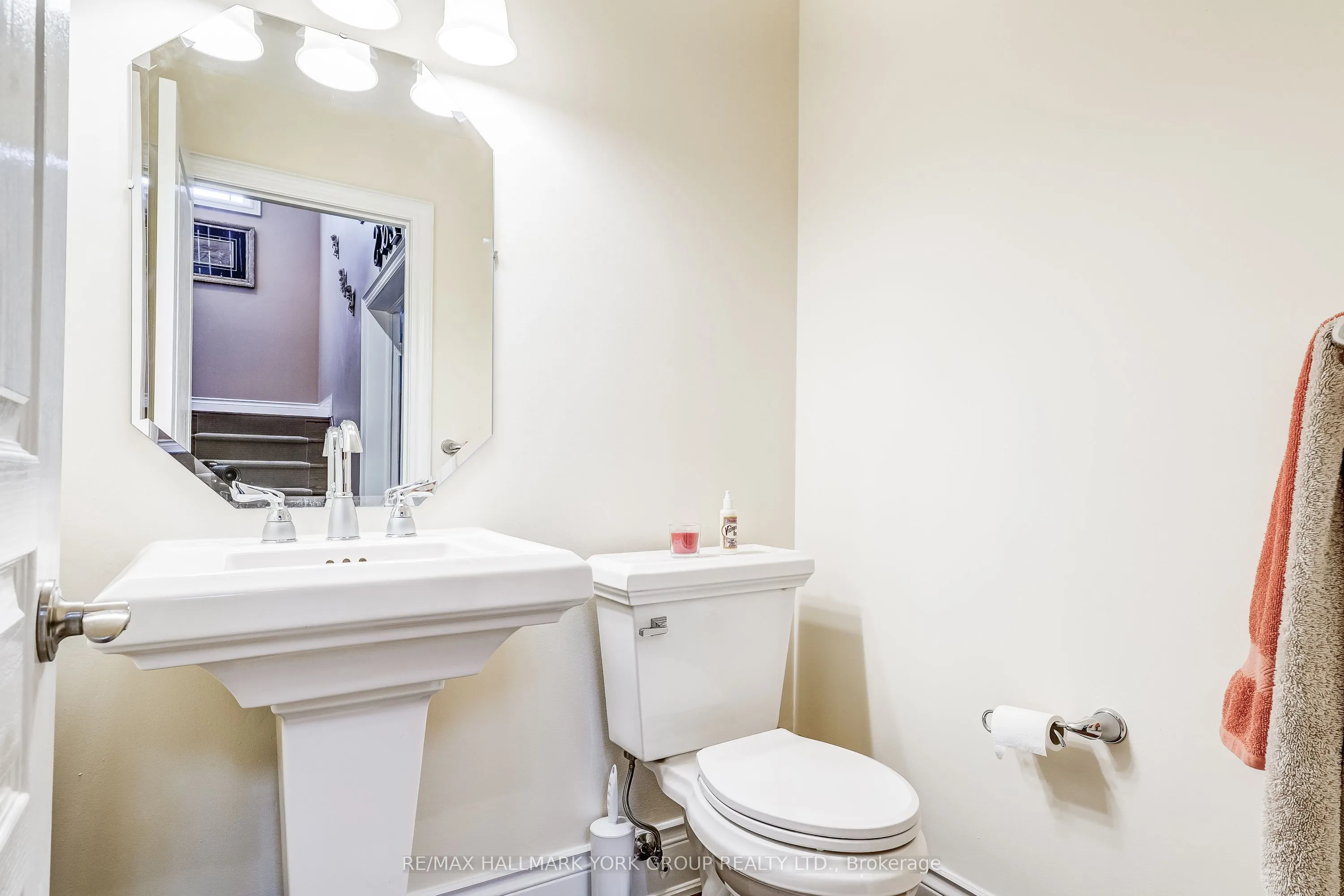 17 Duncton Wood Crescent