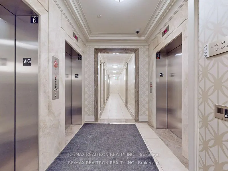 9085 Jane Street, #124