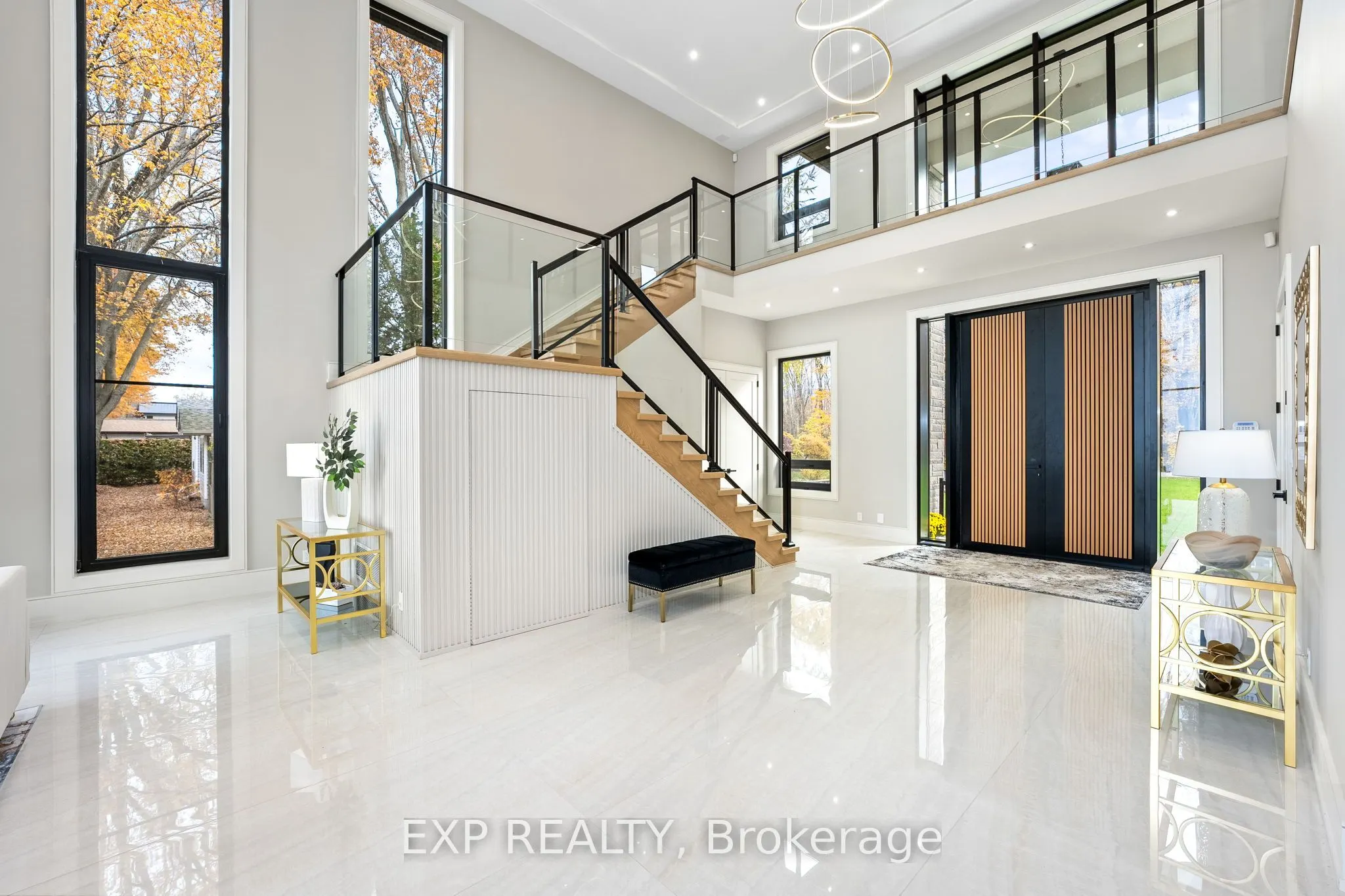 98 Mcrae Beach Road S