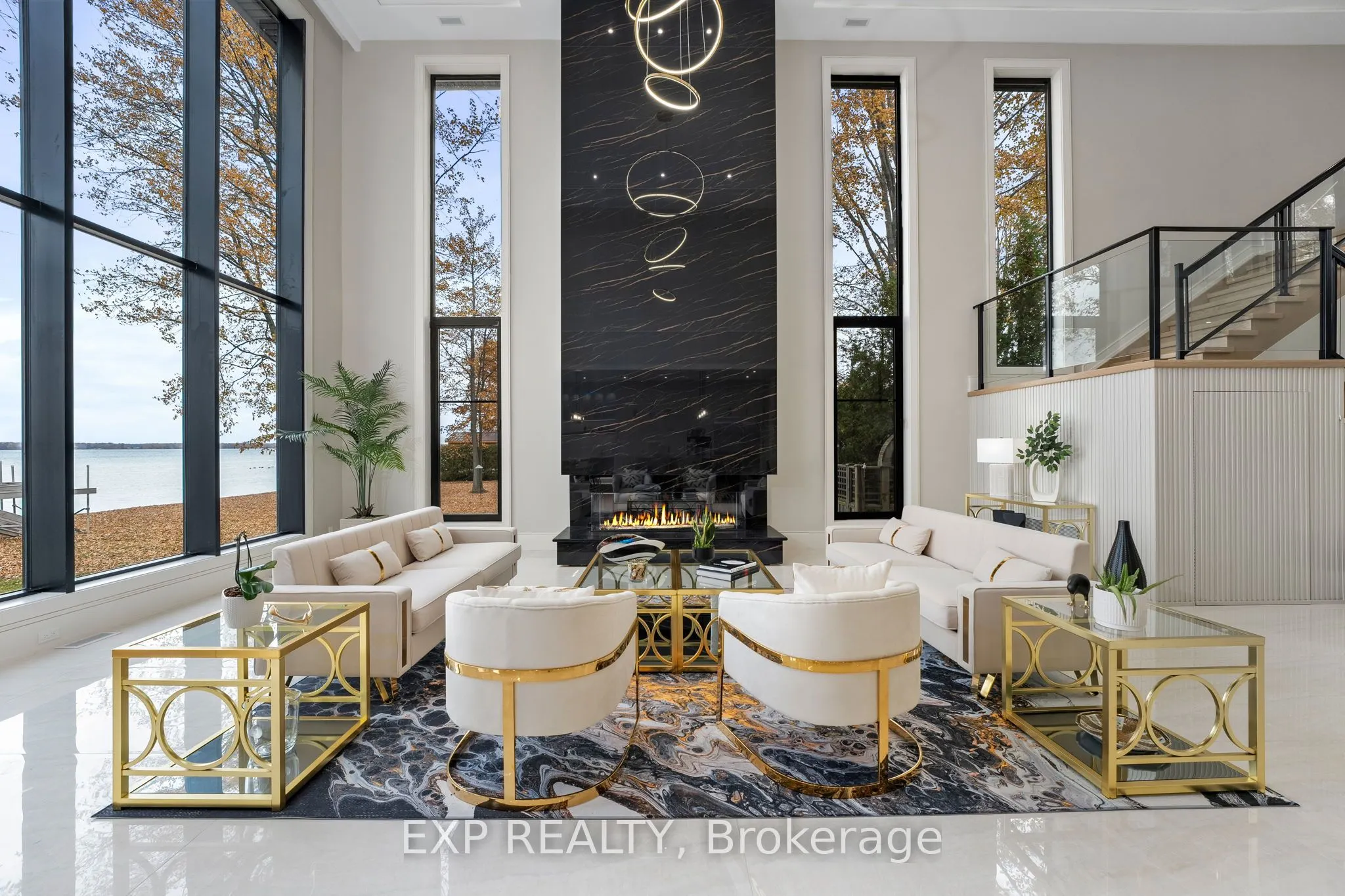 98 Mcrae Beach Road S