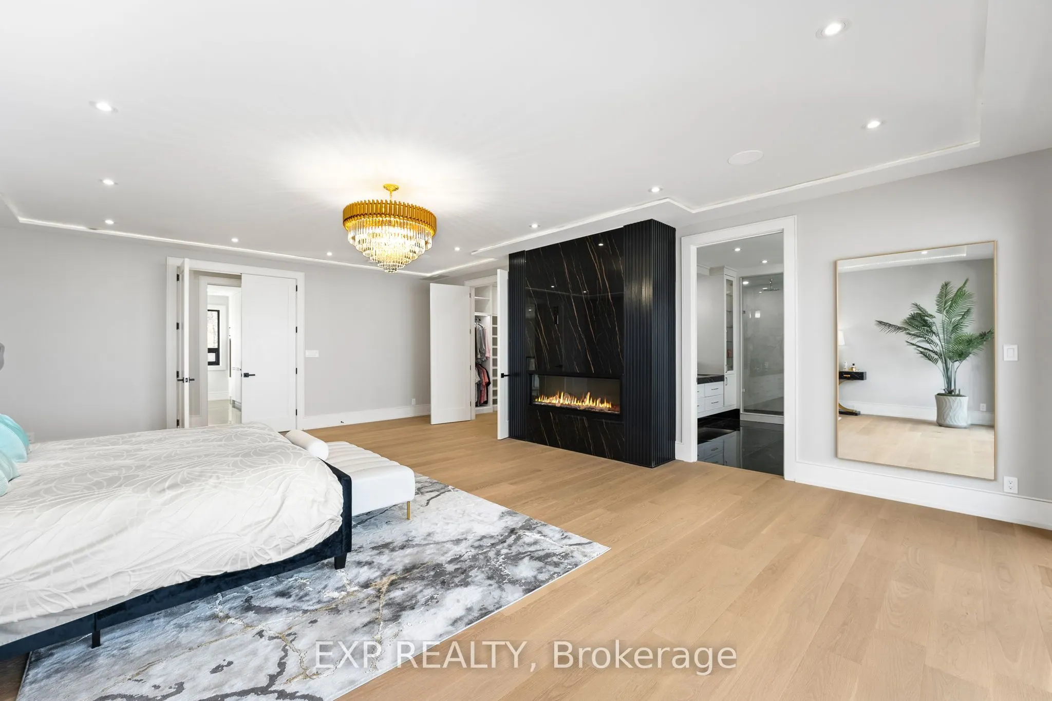 98 Mcrae Beach Road S