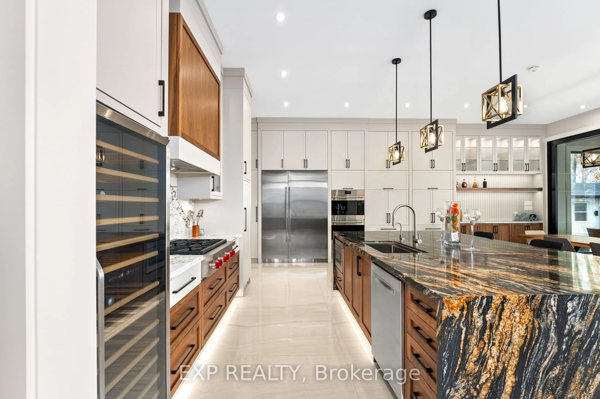 98 Mcrae Beach Road S