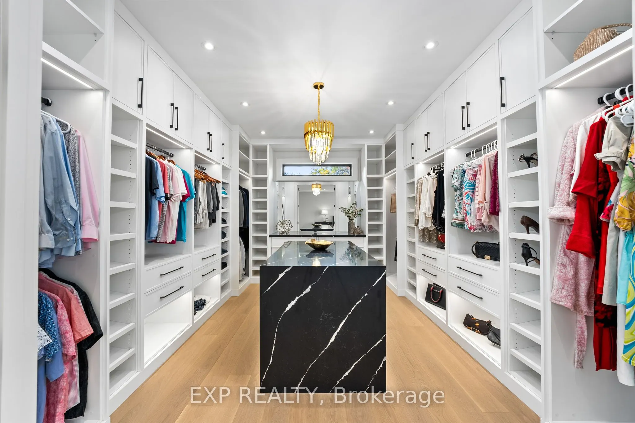 98 Mcrae Beach Road S