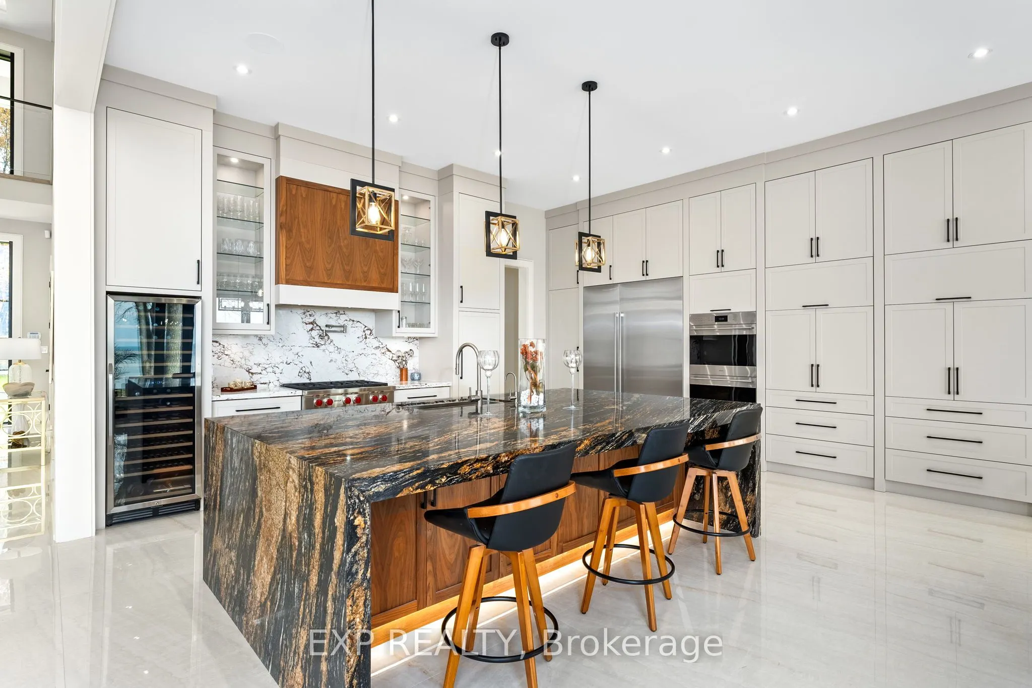 98 Mcrae Beach Road S