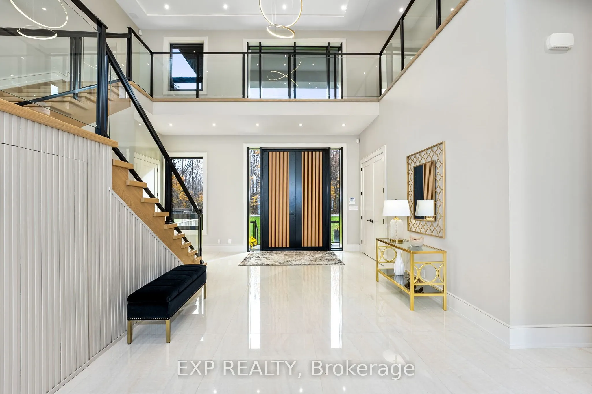 98 Mcrae Beach Road S