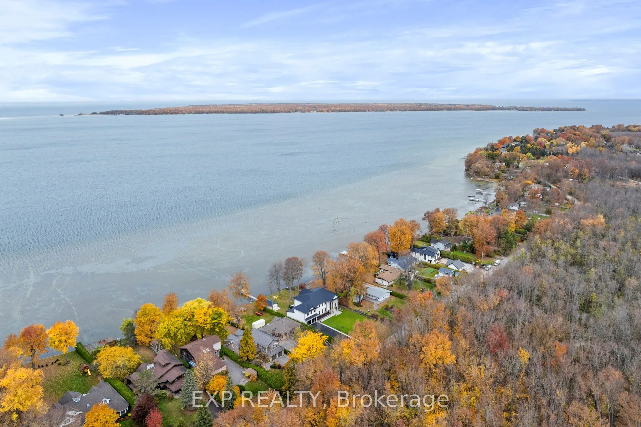 98 Mcrae Beach Road S