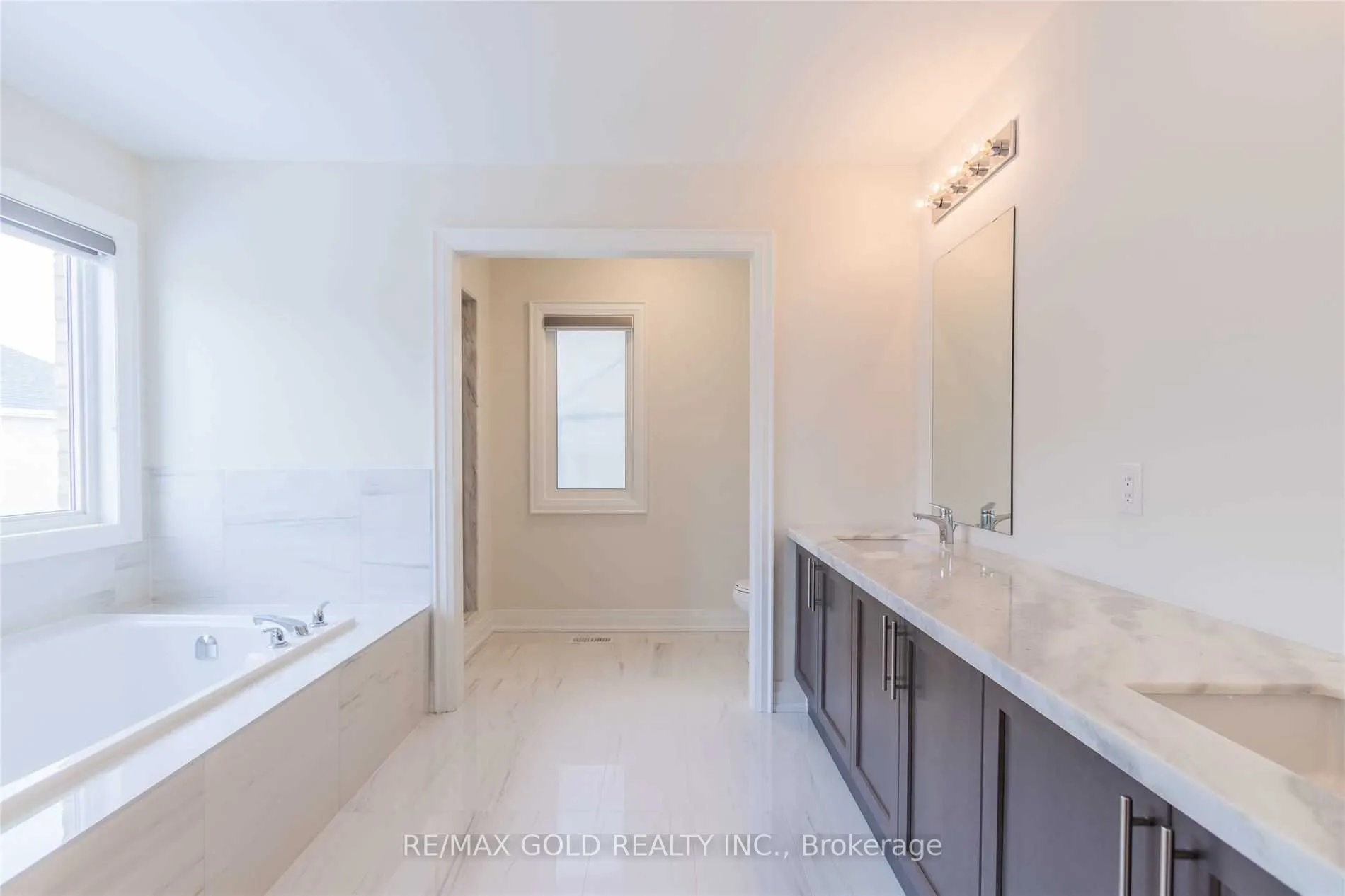 20 Bill Guy Drive, #Upper Level