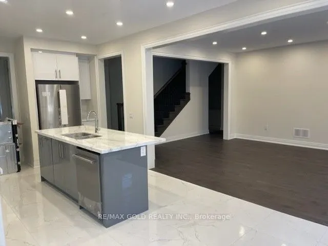 20 Bill Guy Drive, #Upper Level