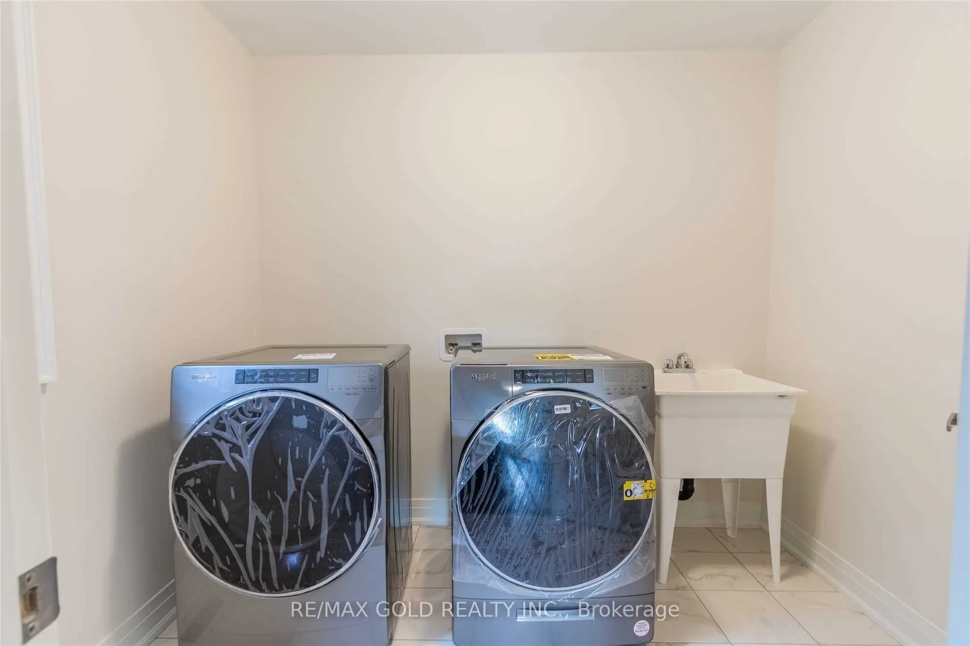 20 Bill Guy Drive, #Upper Level