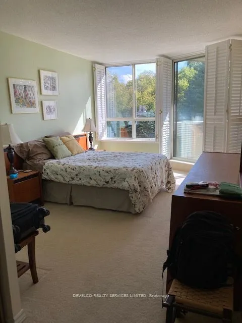 33 Weldrick Road E, #207