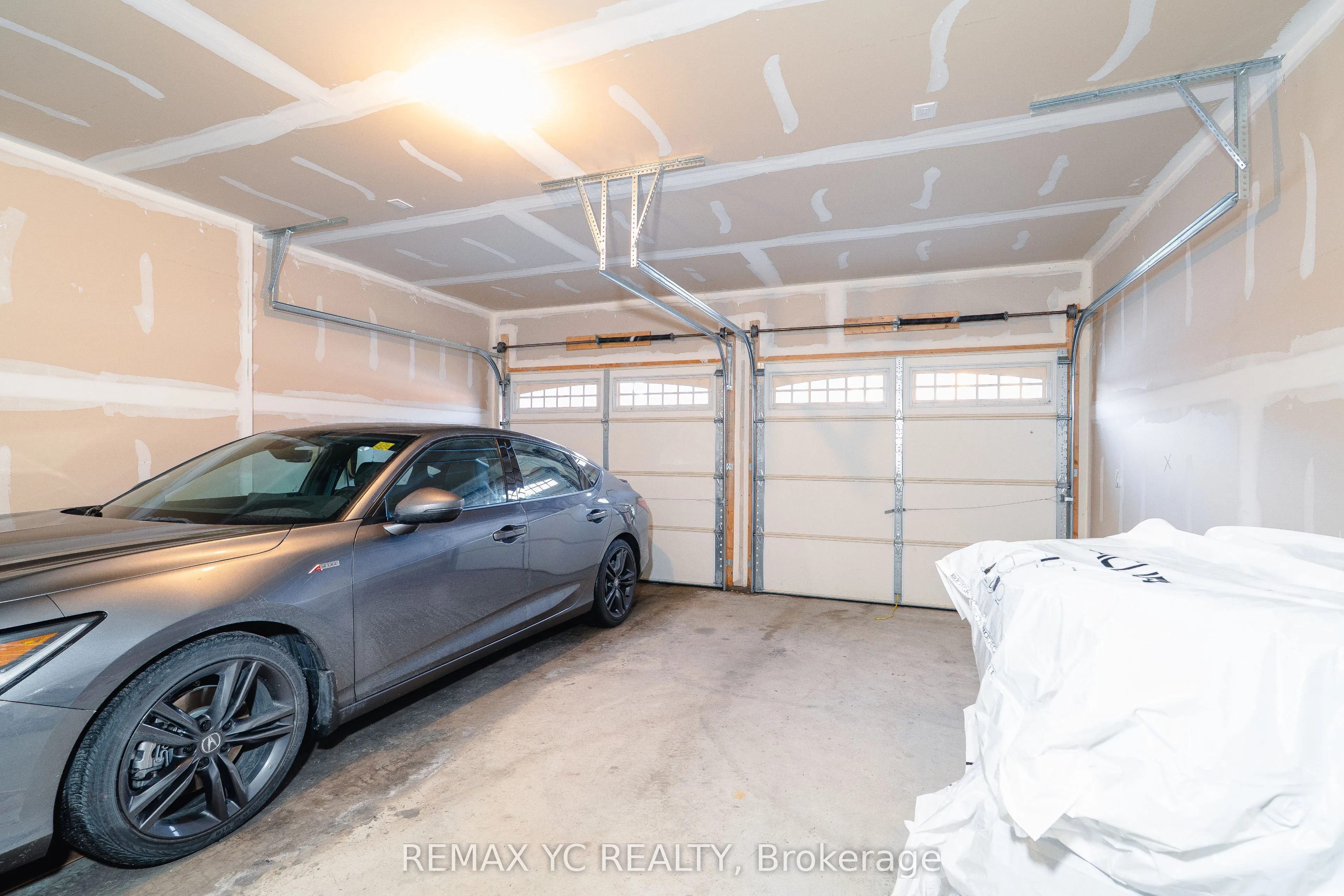 17 Hitching Post Lane