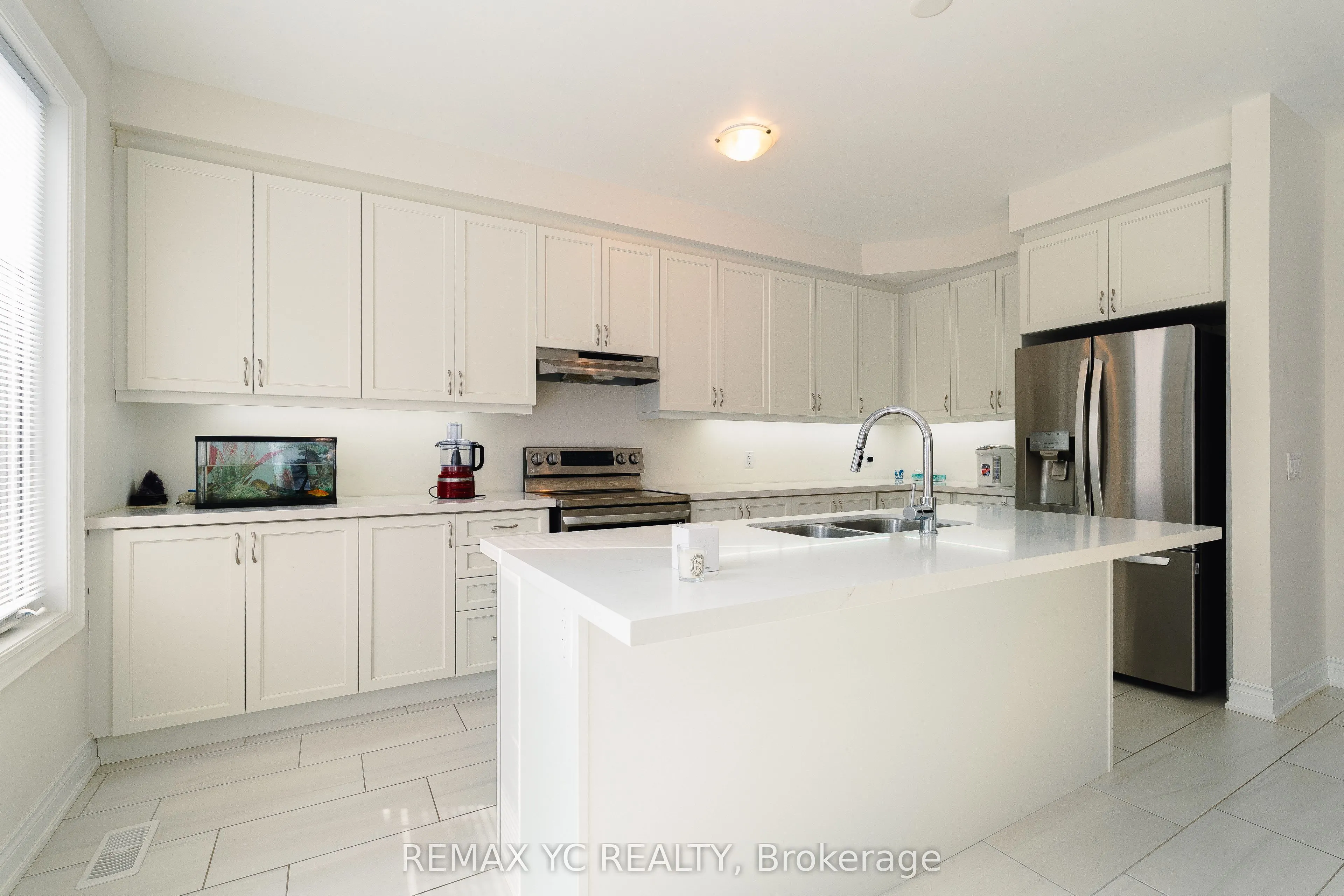 17 Hitching Post Lane