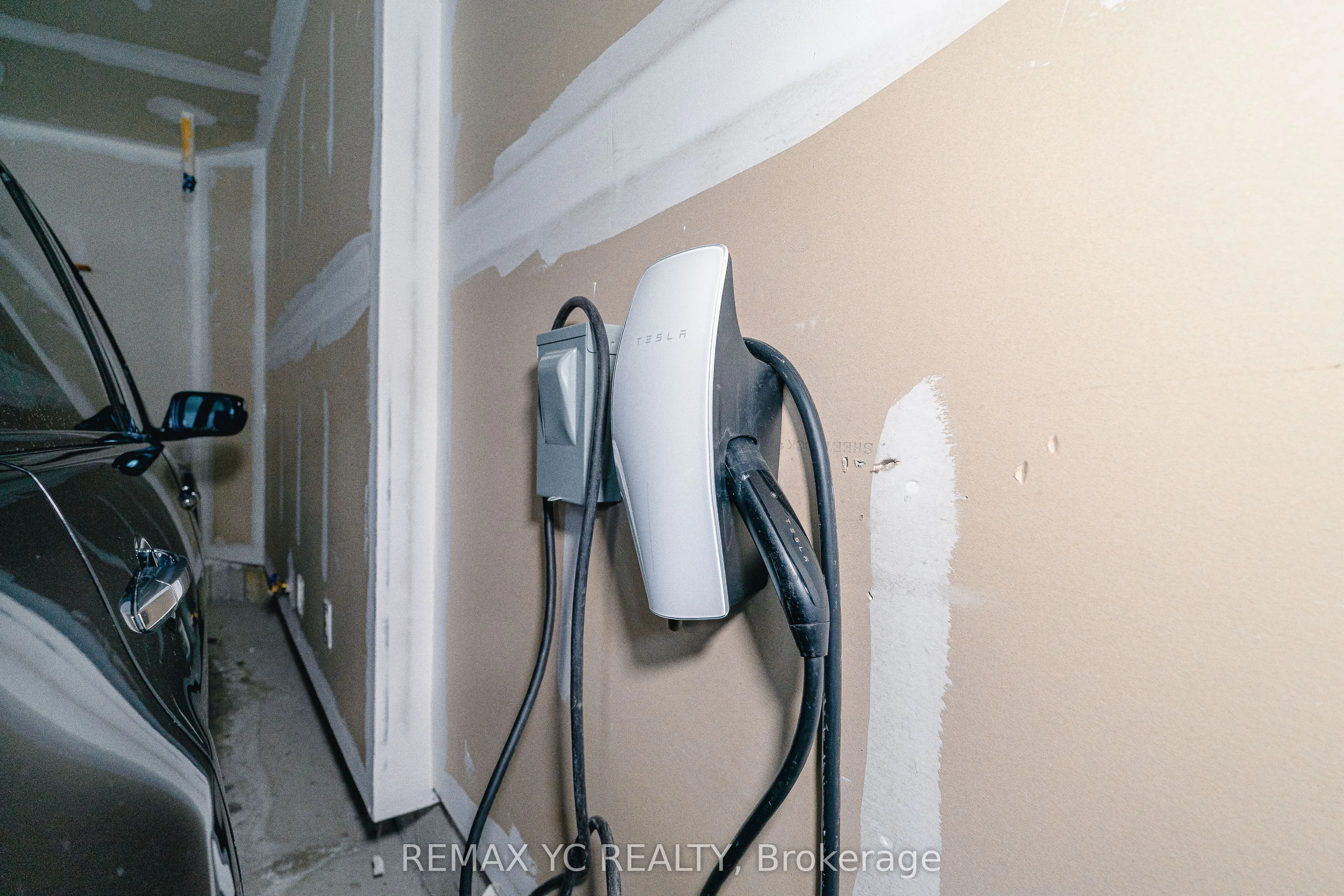 17 Hitching Post Lane