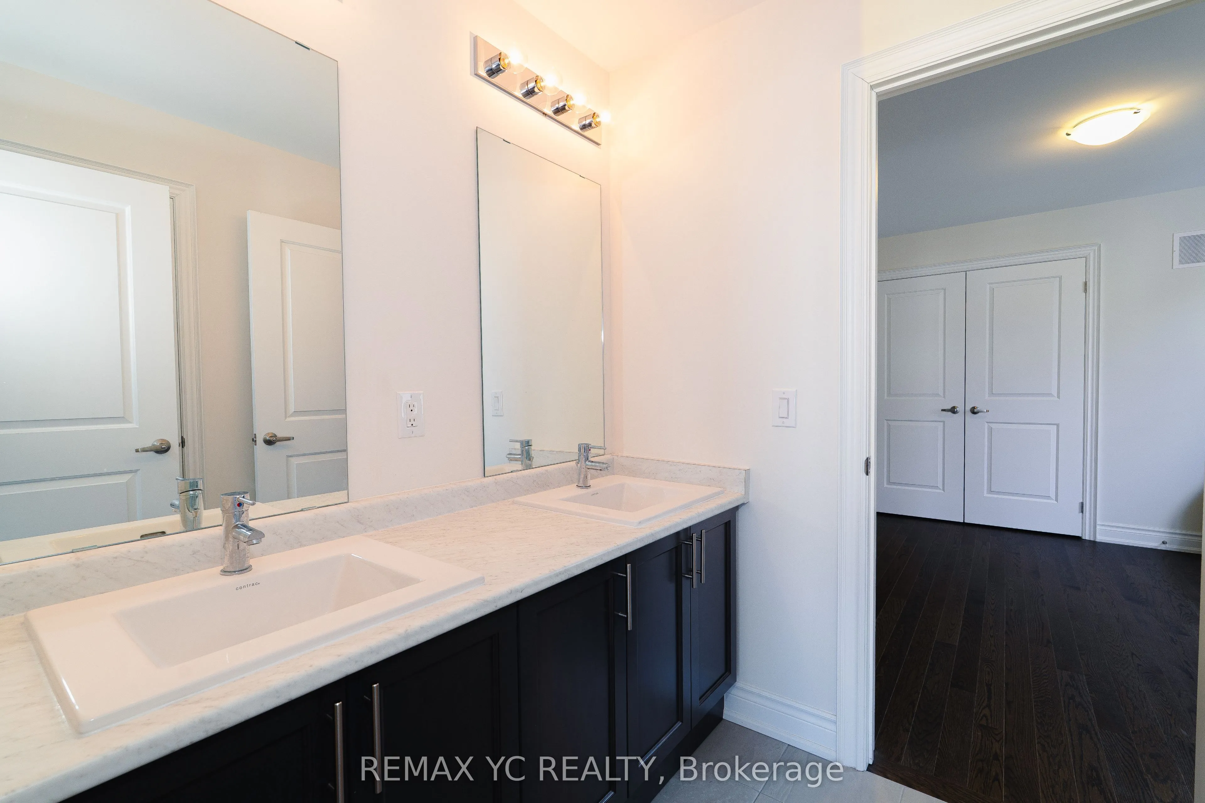 17 Hitching Post Lane