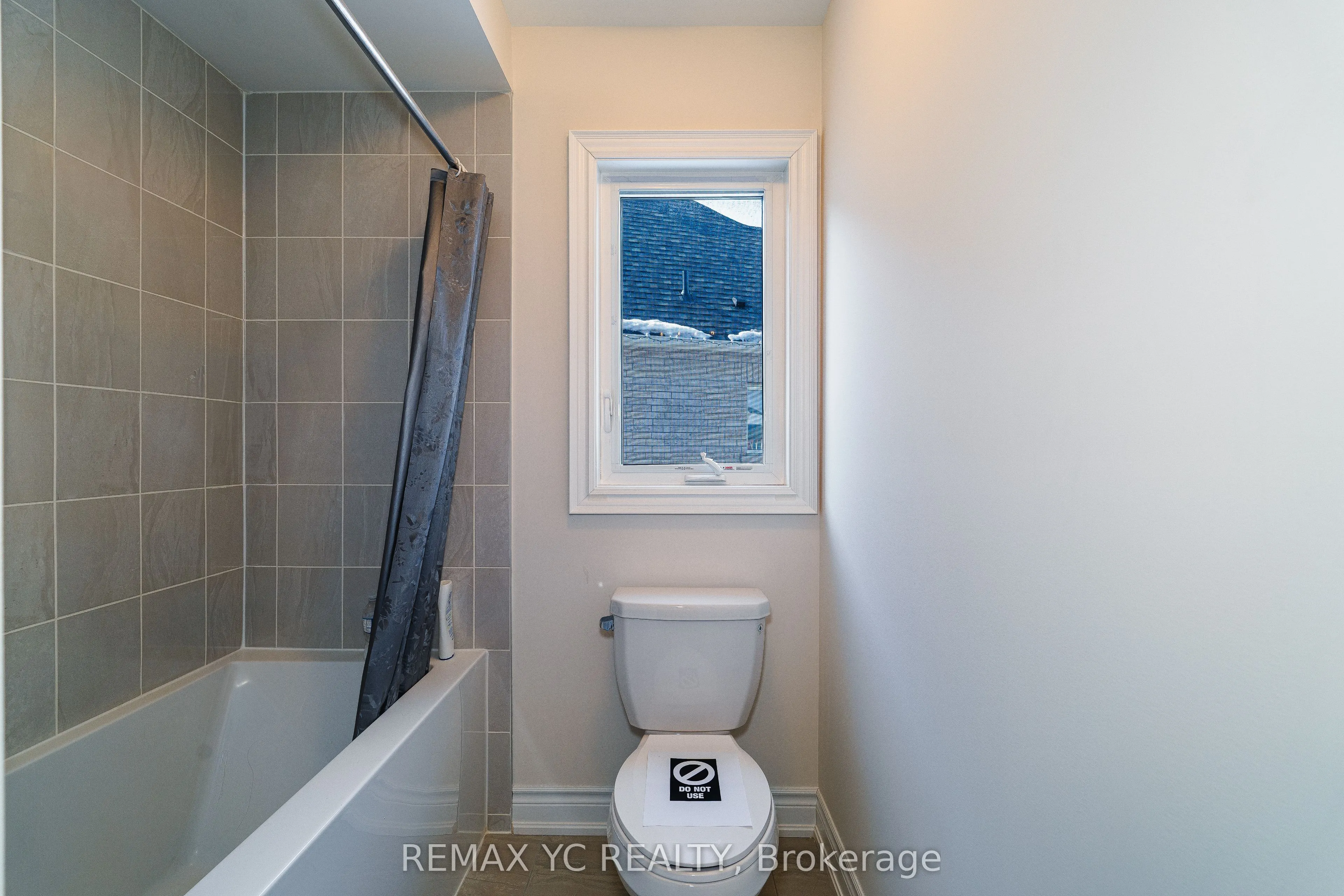 17 Hitching Post Lane