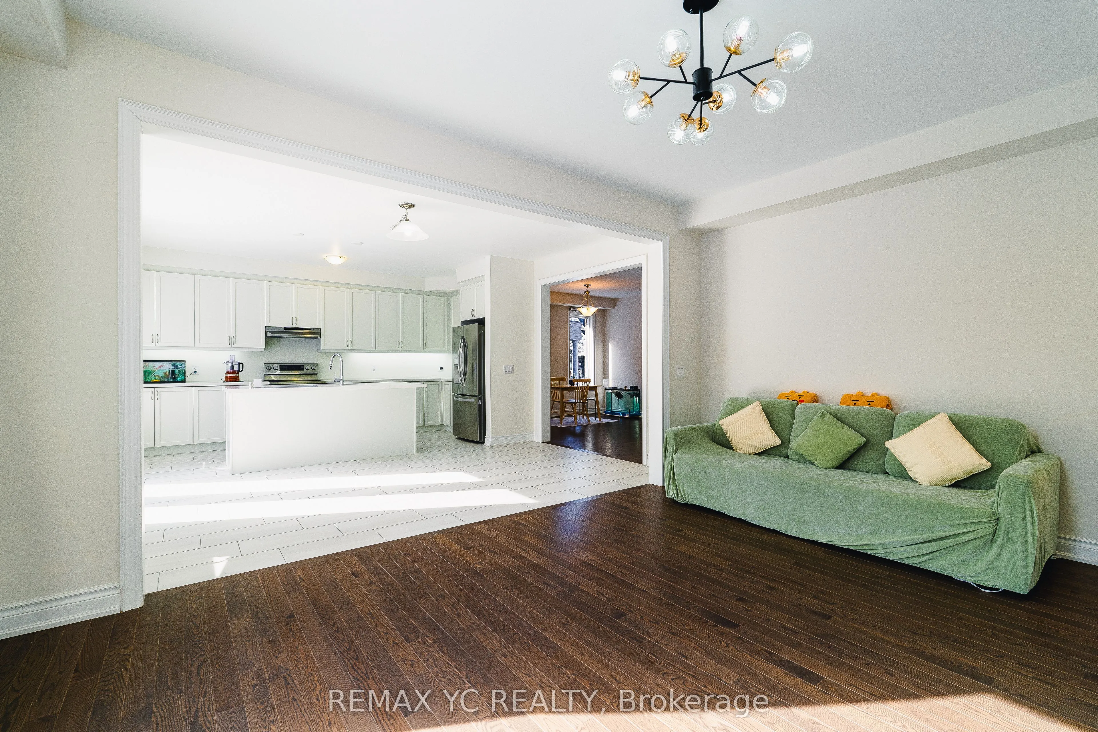 17 Hitching Post Lane