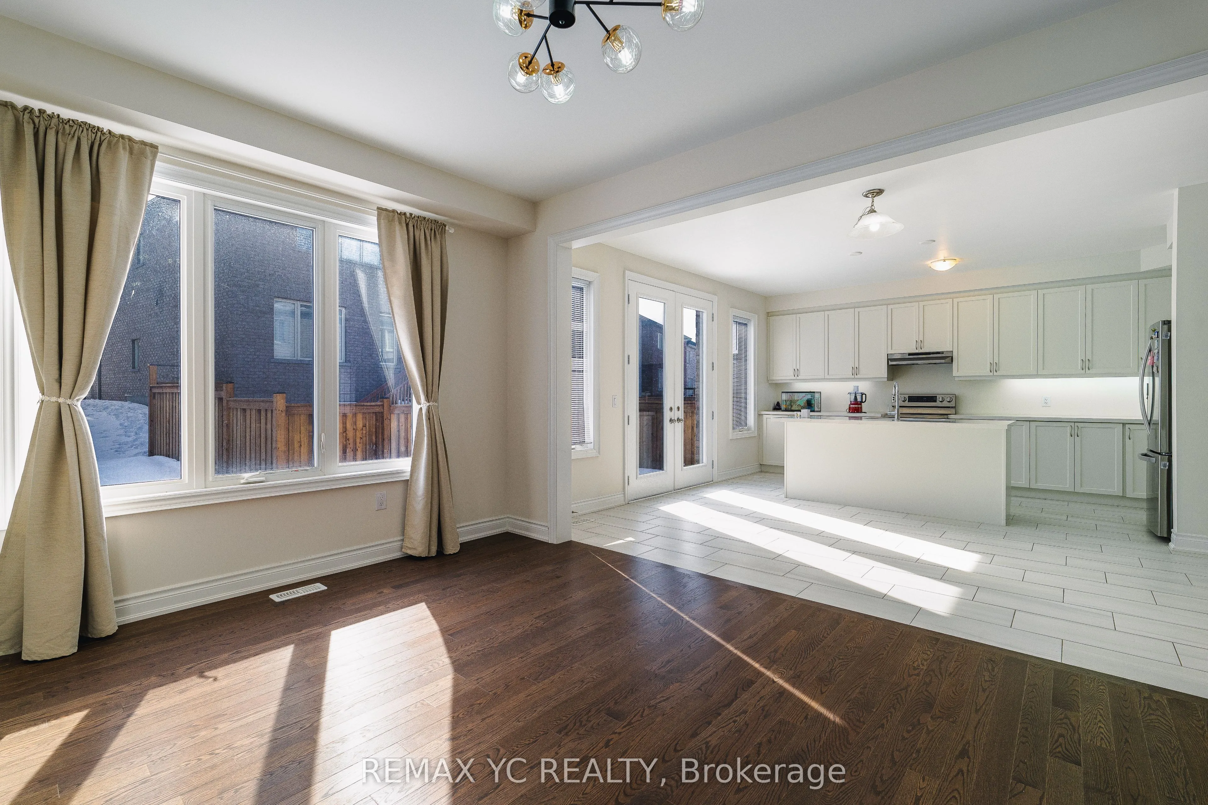 17 Hitching Post Lane