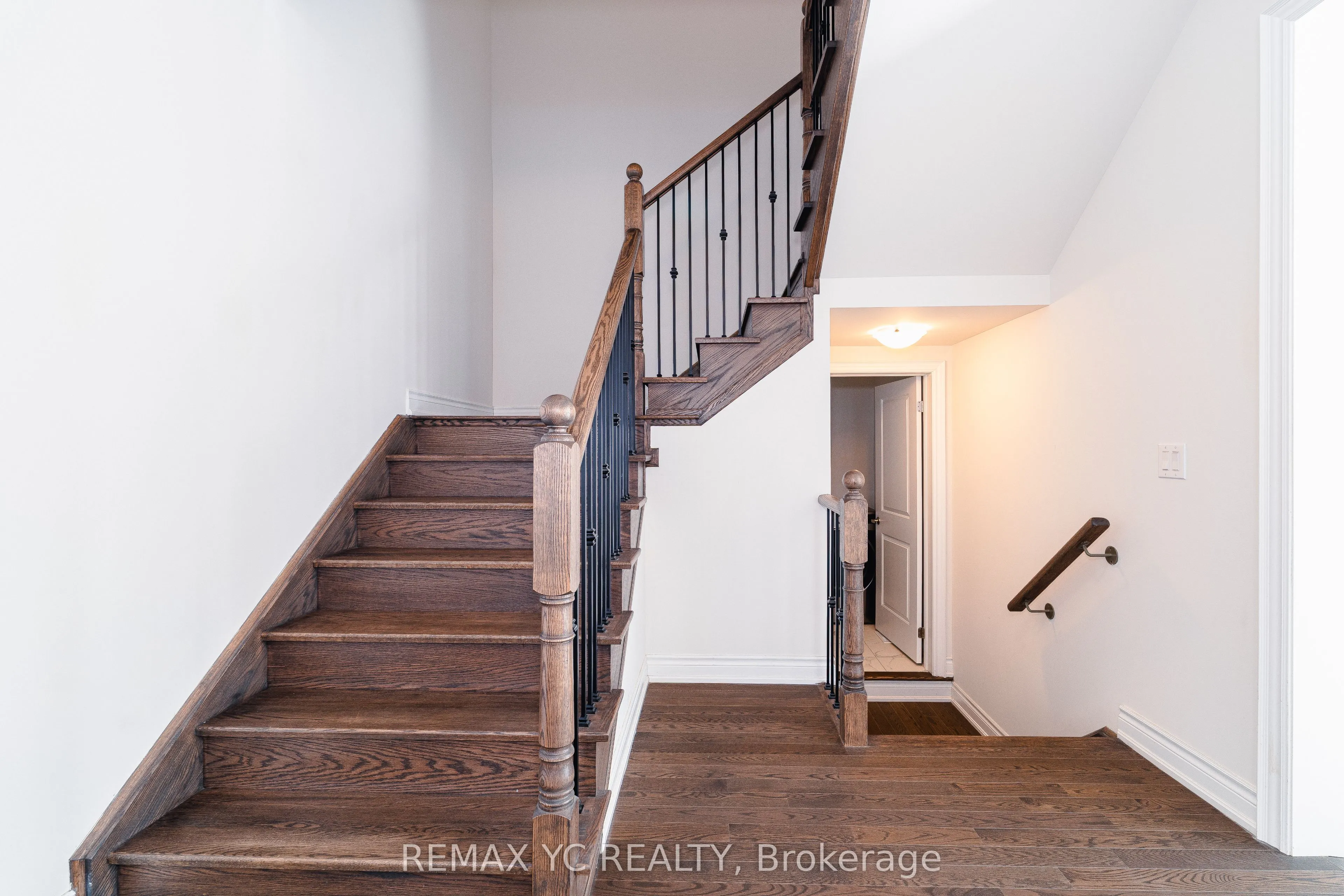 17 Hitching Post Lane