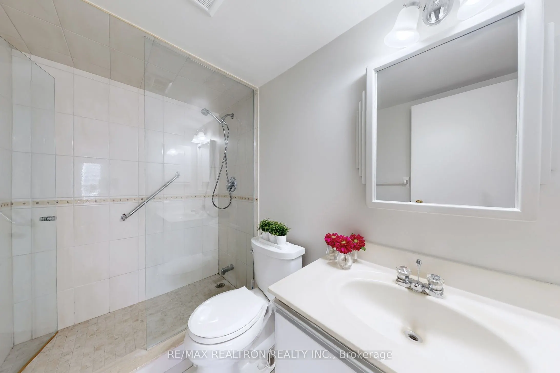 5 Weldrick Road W, #703