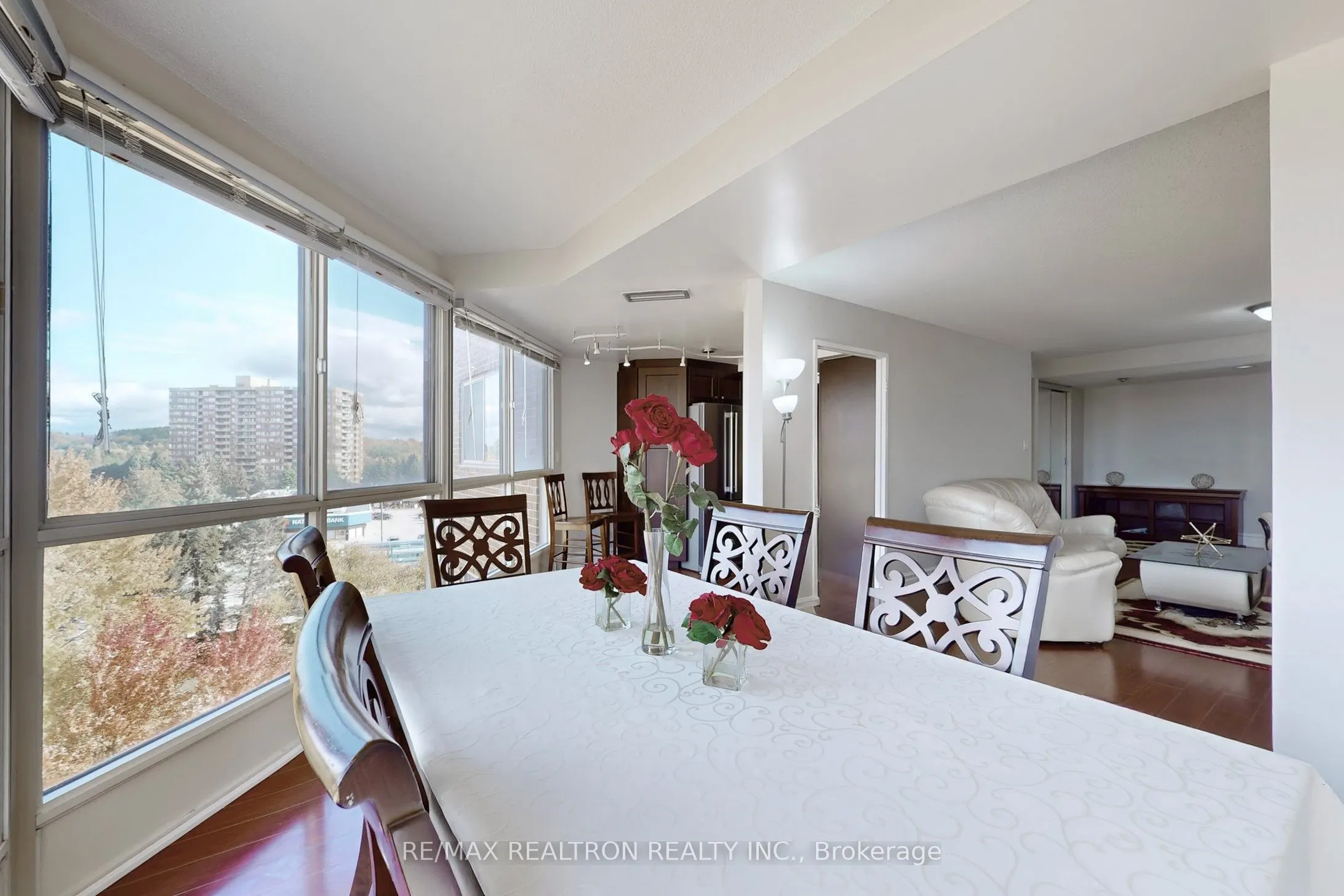 5 Weldrick Road W, #703