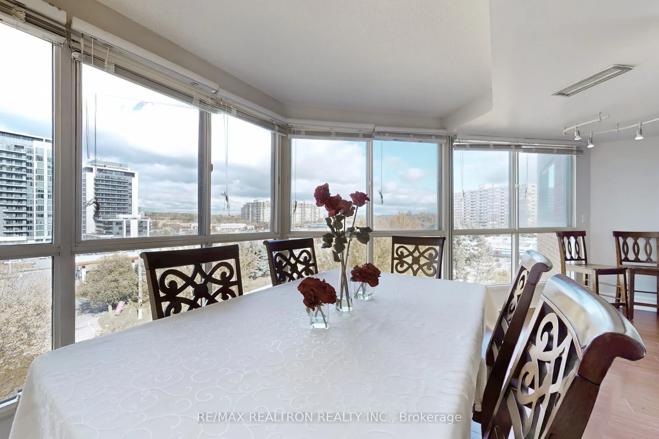 5 Weldrick Road W, #703