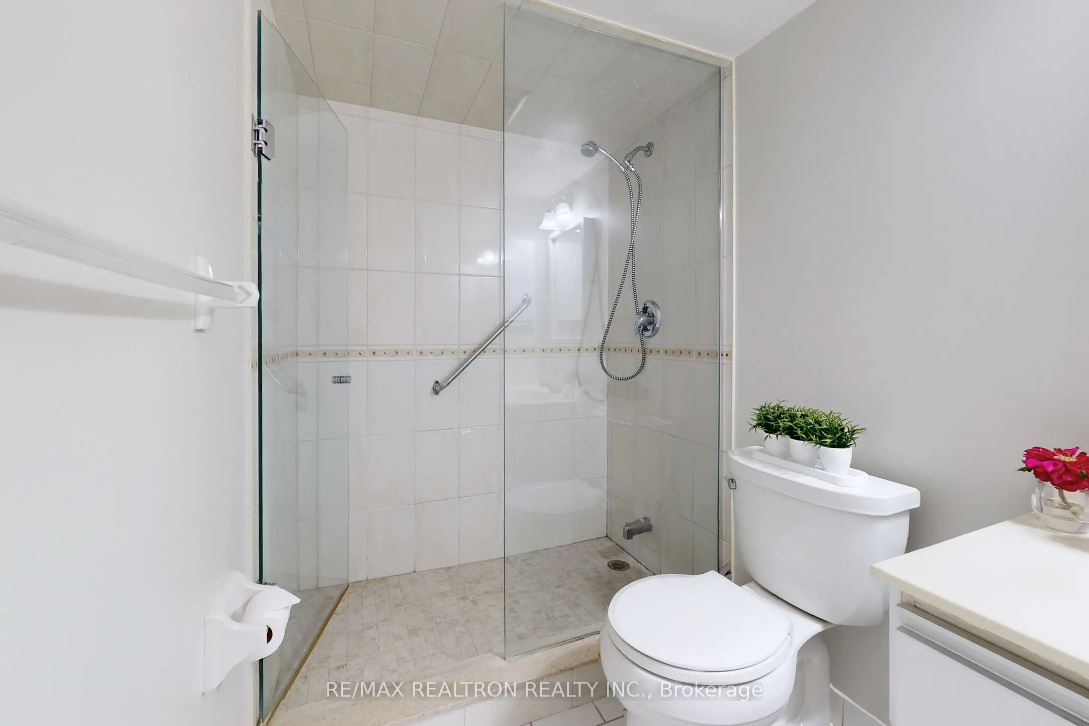 5 Weldrick Road W, #703