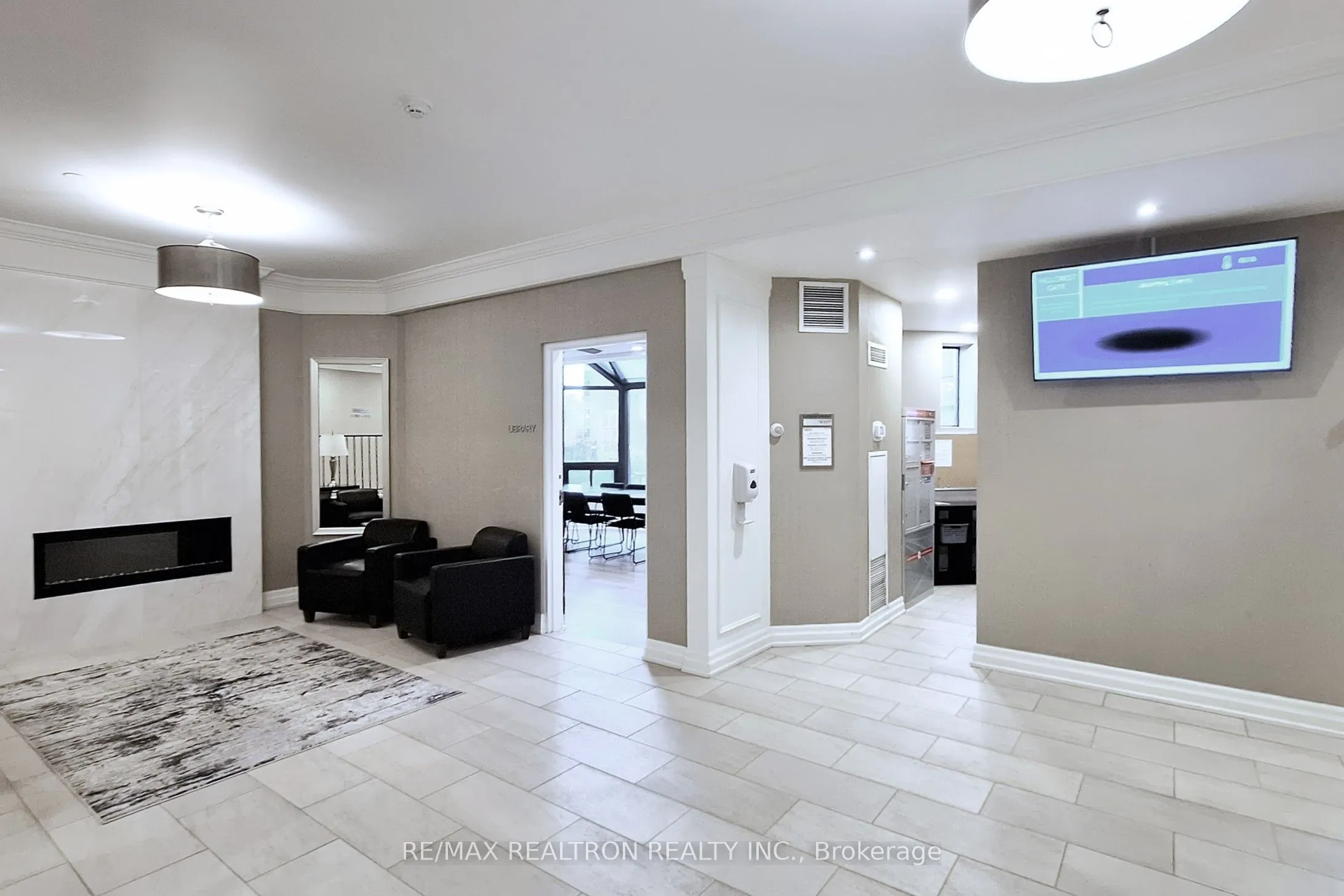 5 Weldrick Road W, #703