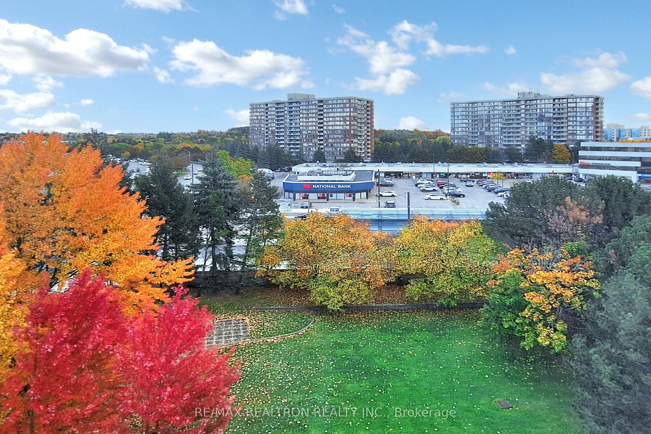 5 Weldrick Road W, #703