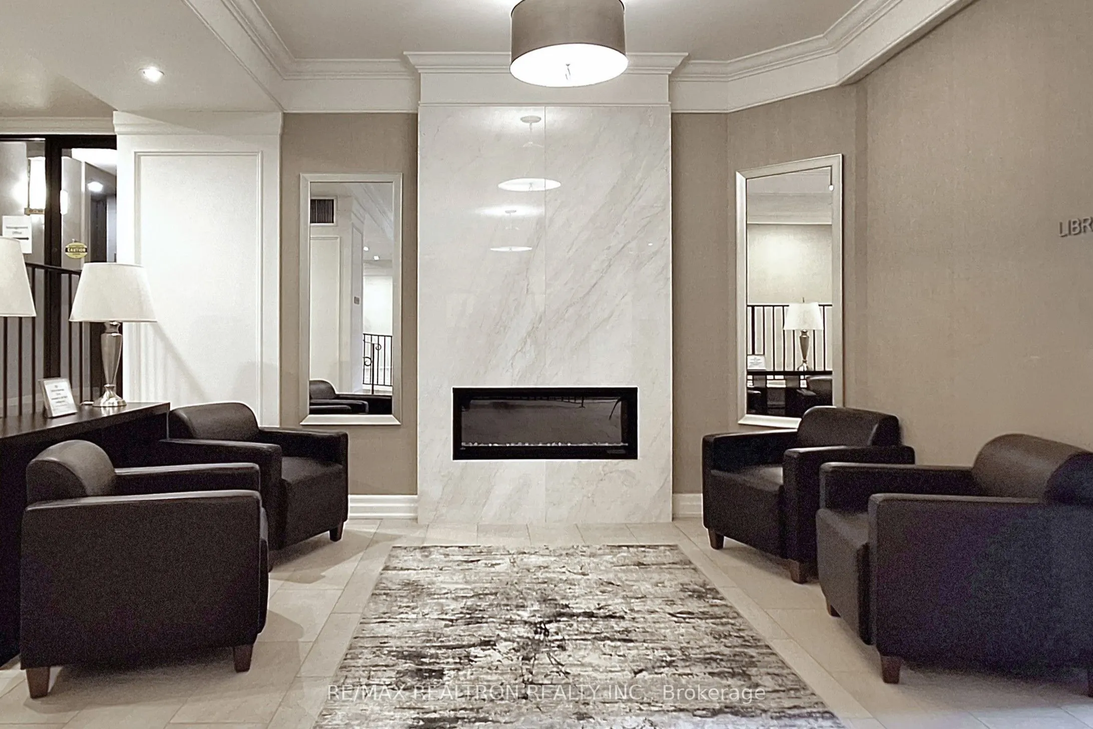 5 Weldrick Road W, #703