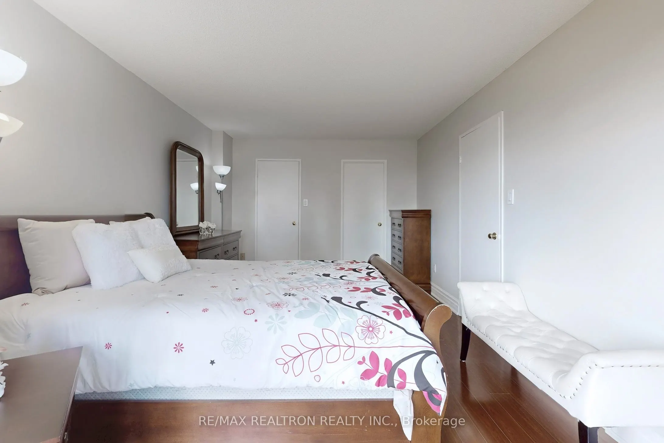 5 Weldrick Road W, #703