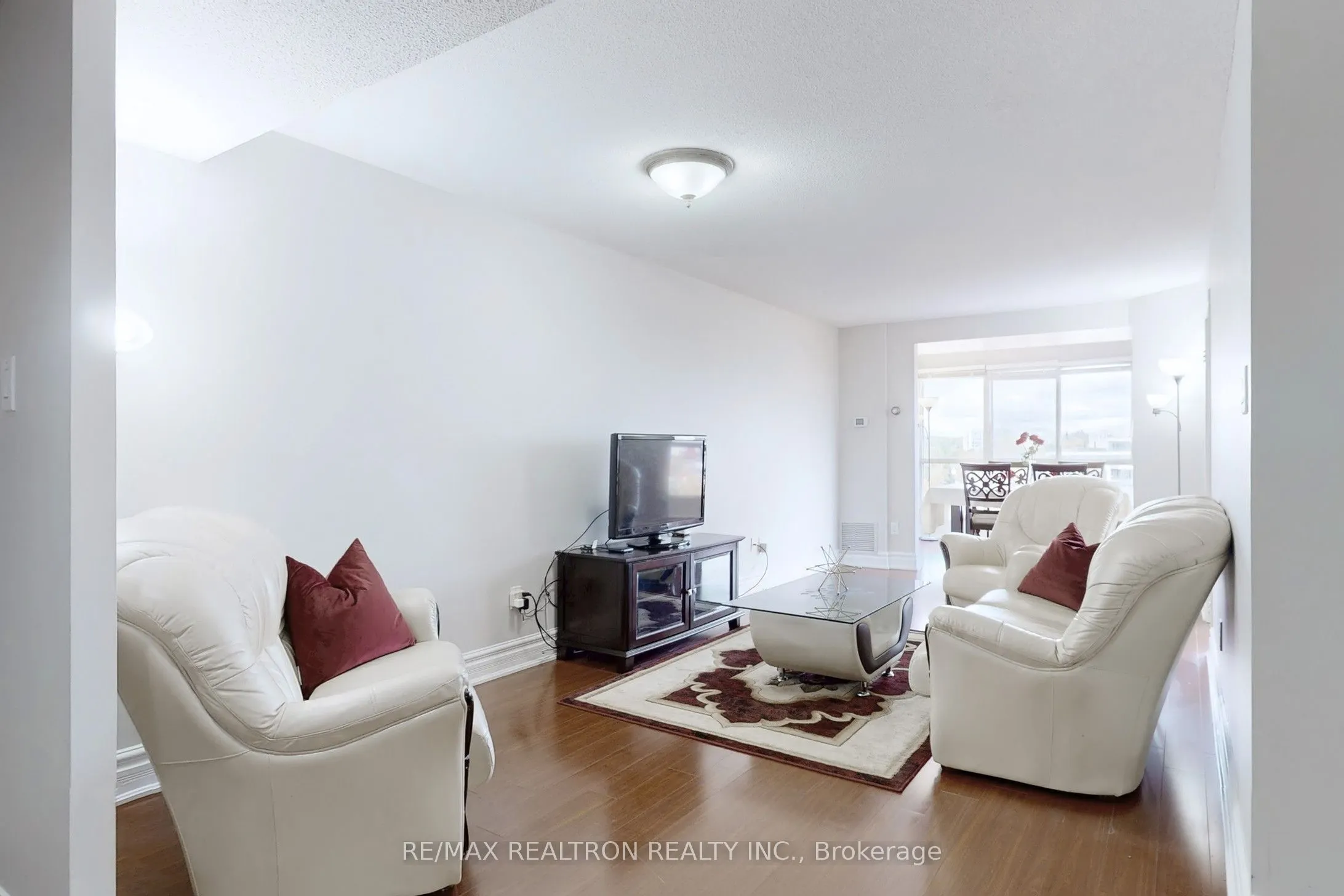 5 Weldrick Road W, #703