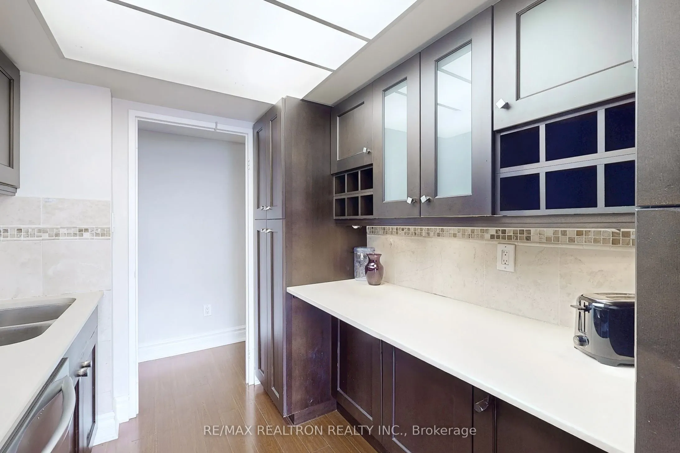 5 Weldrick Road W, #703