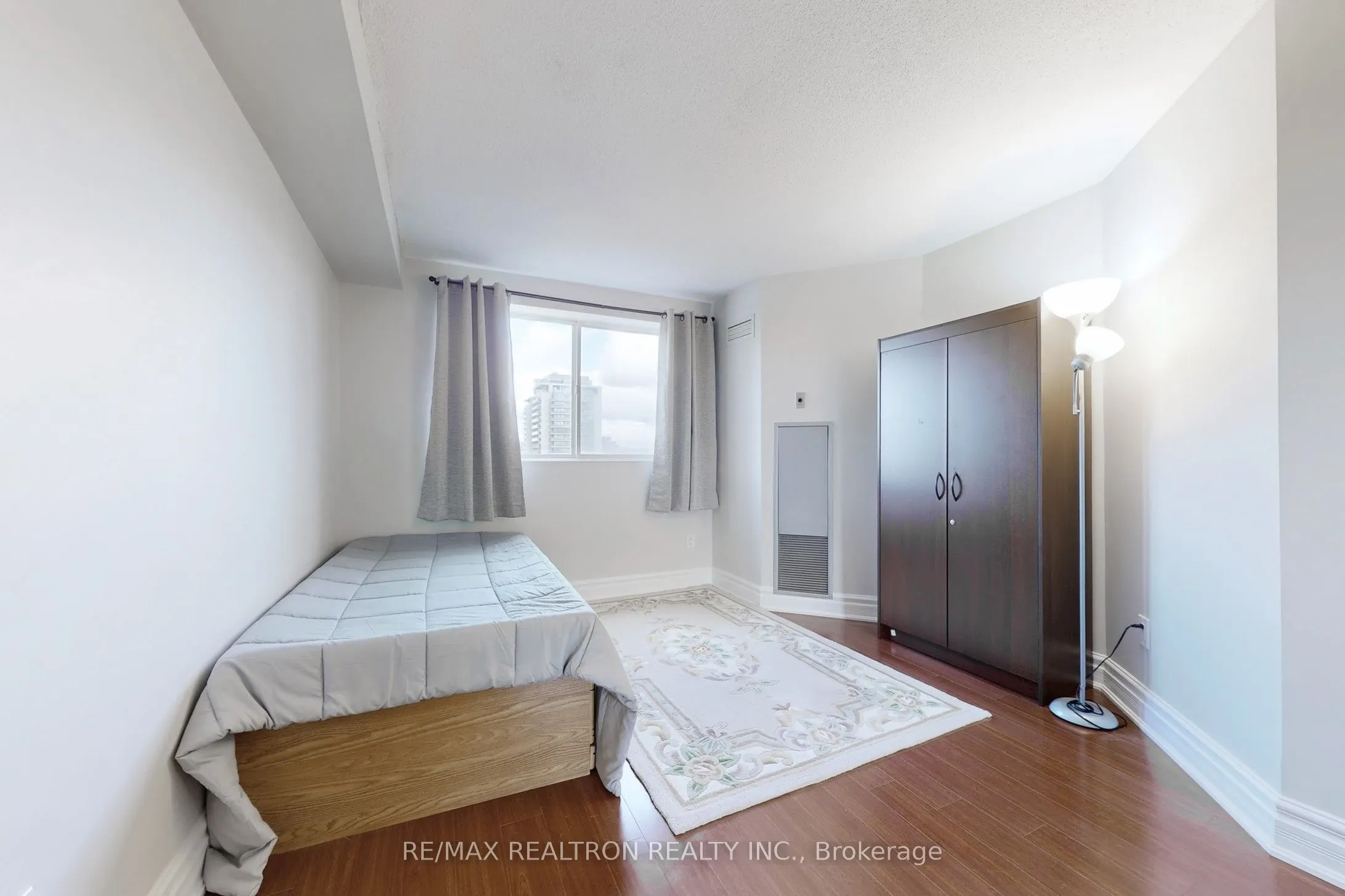 5 Weldrick Road W, #703