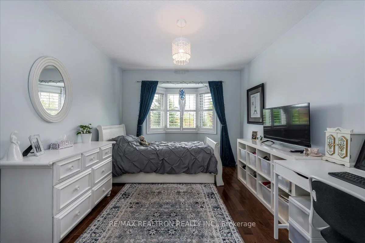 75 Widdifield Avenue