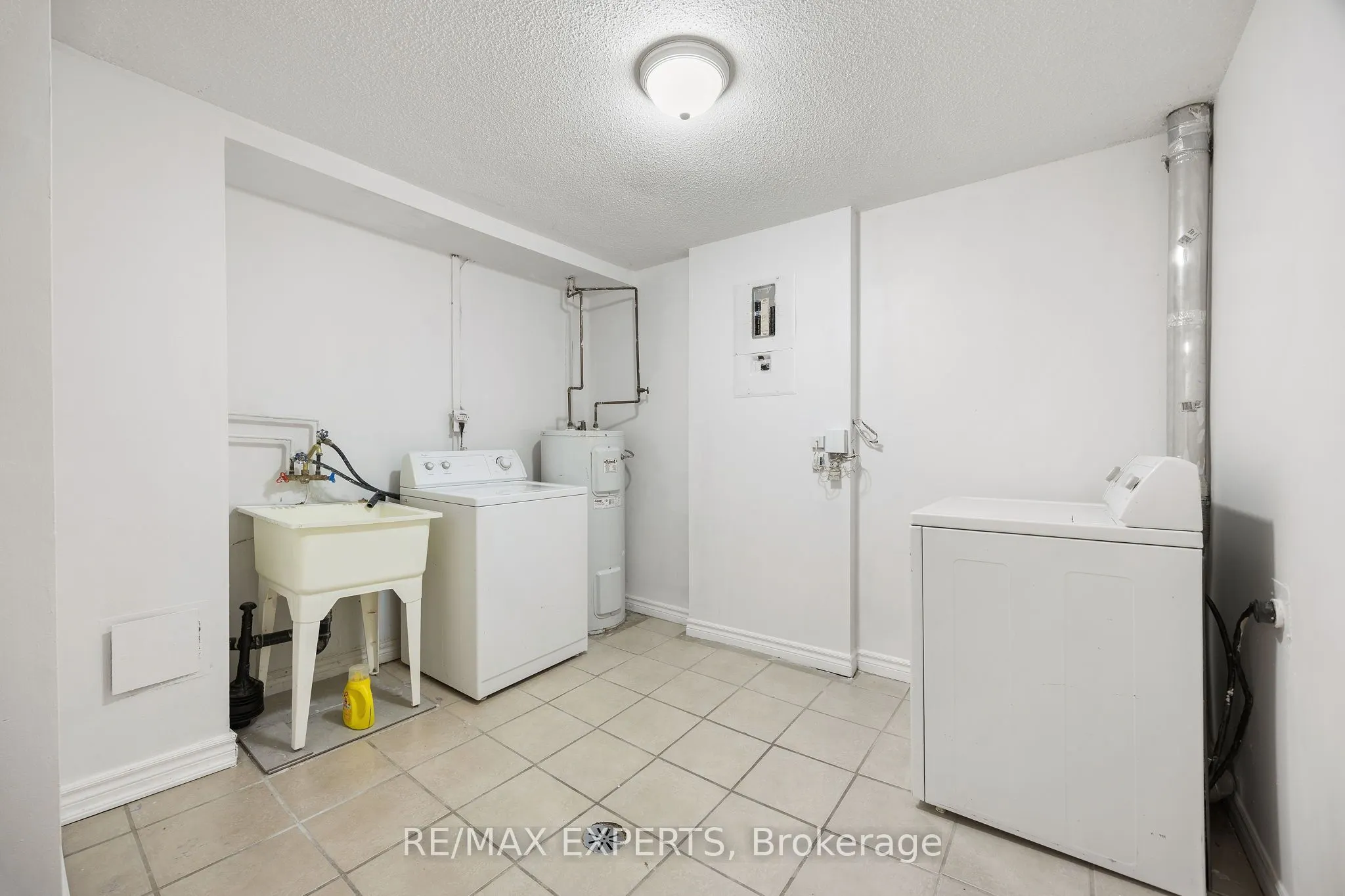 242 Milestone Crescent, #115