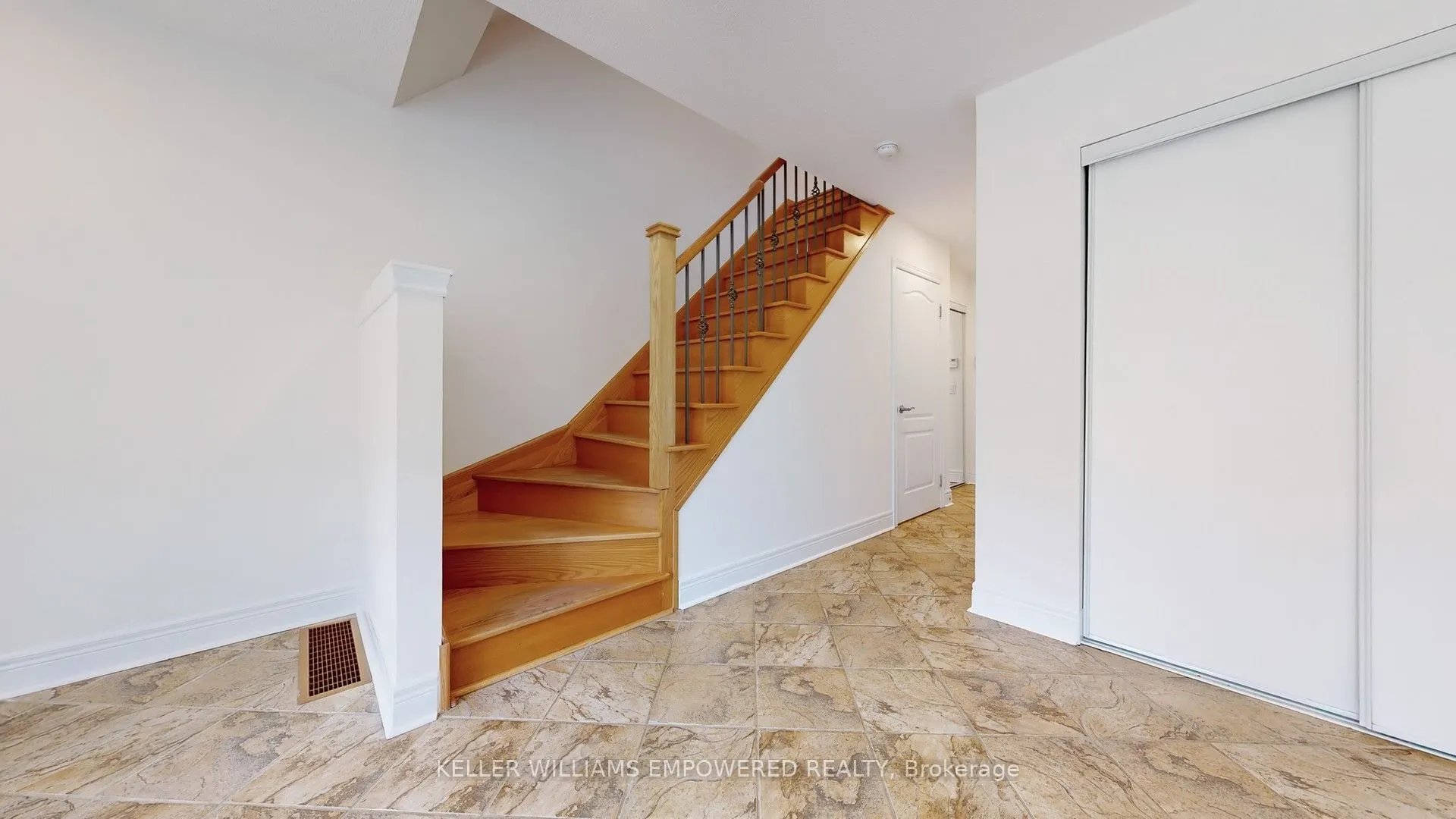 68 Suncrest Boulevard, #TH 3