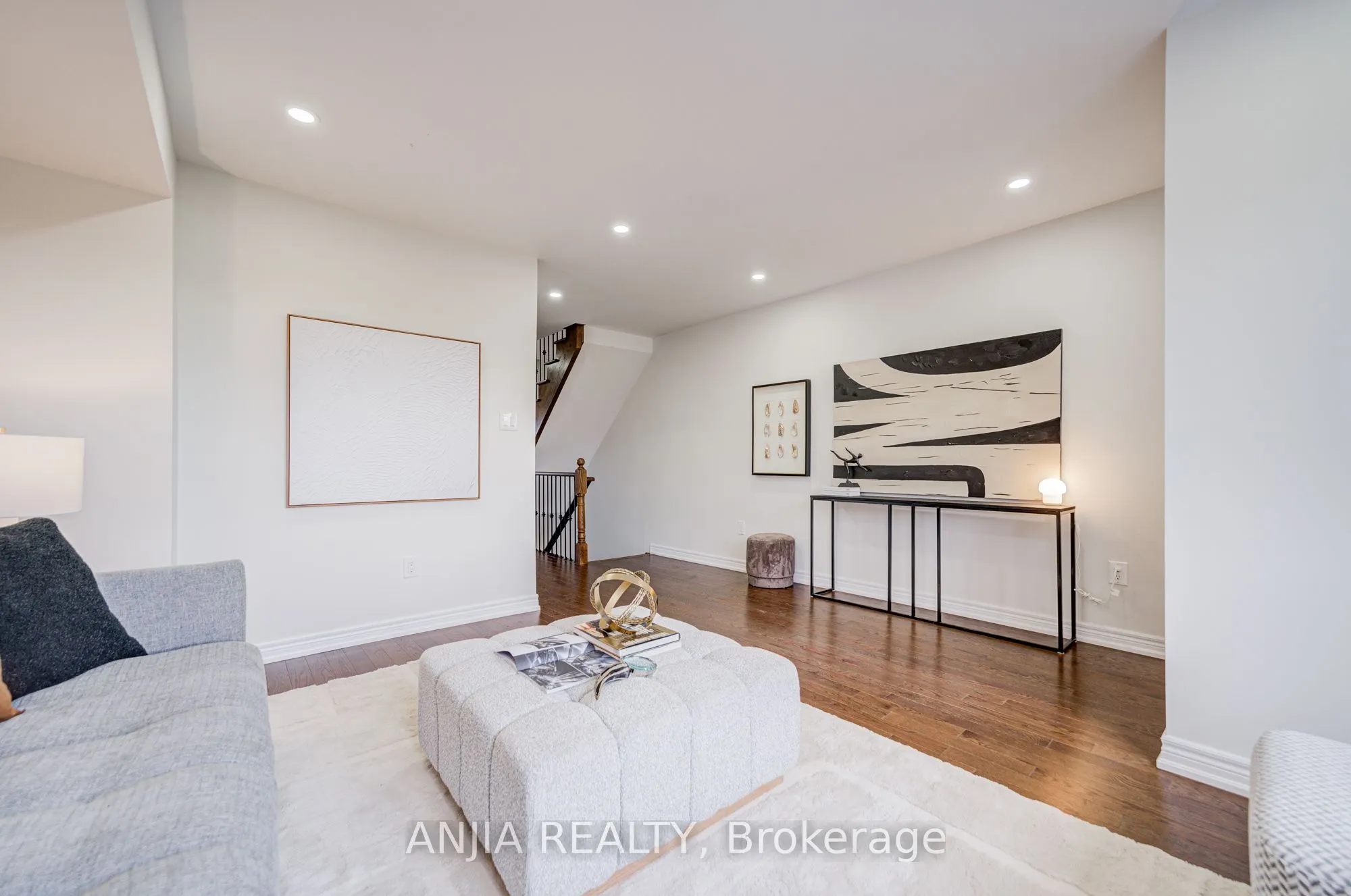 62 Harvest Field Road