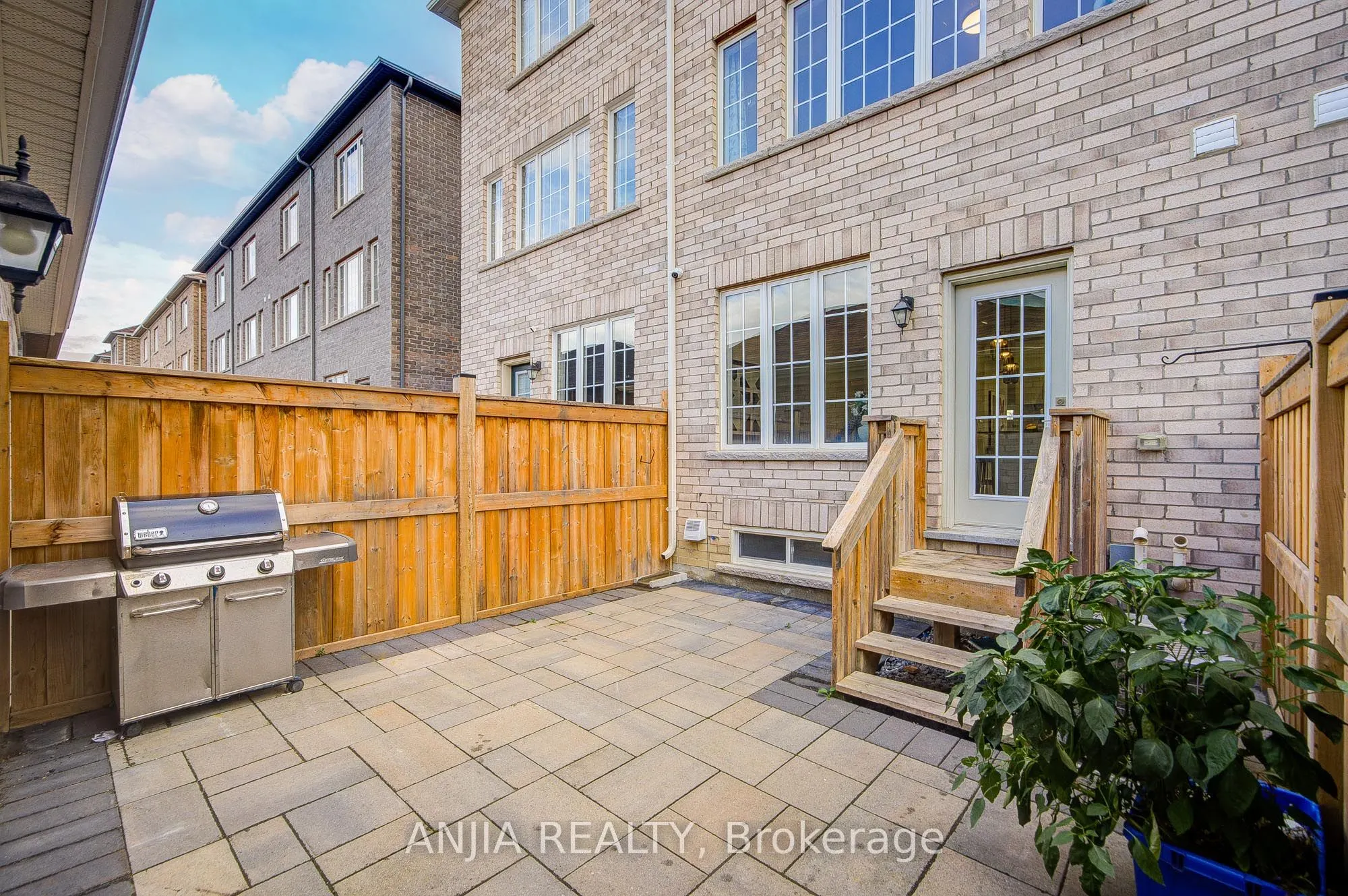 62 Harvest Field Road