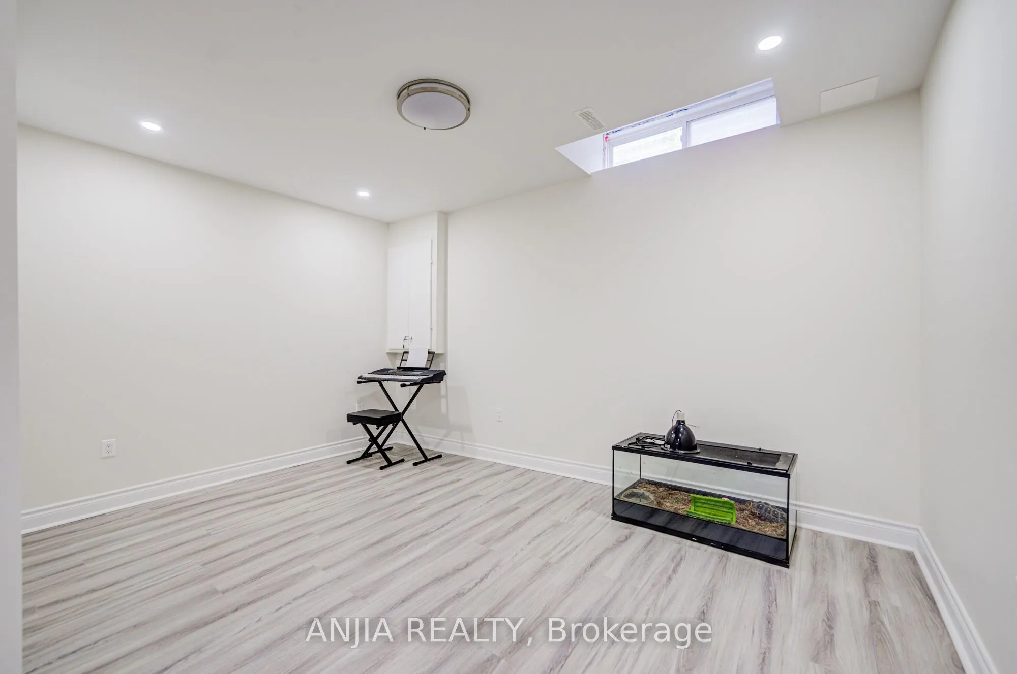 62 Harvest Field Road