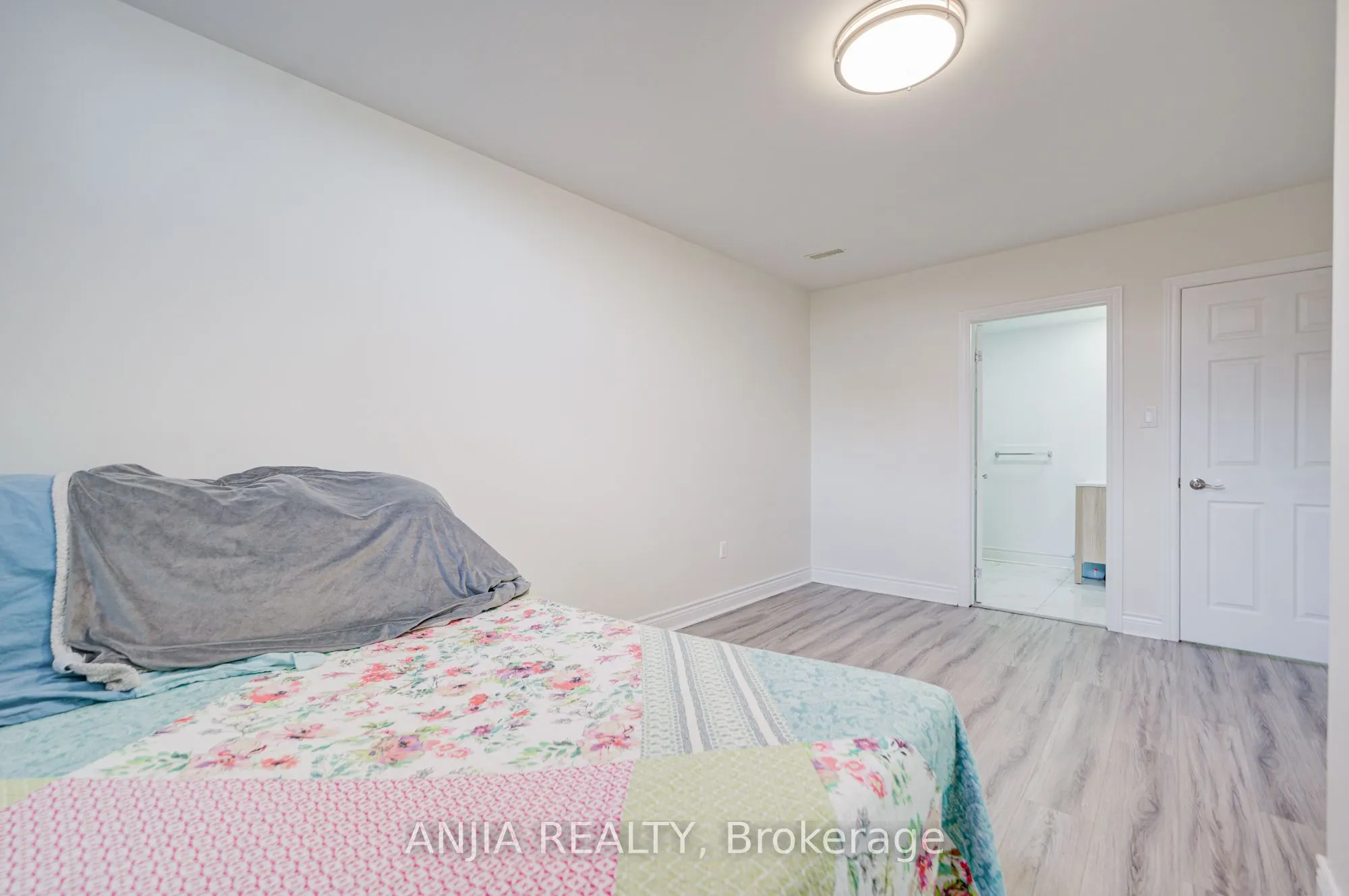 62 Harvest Field Road