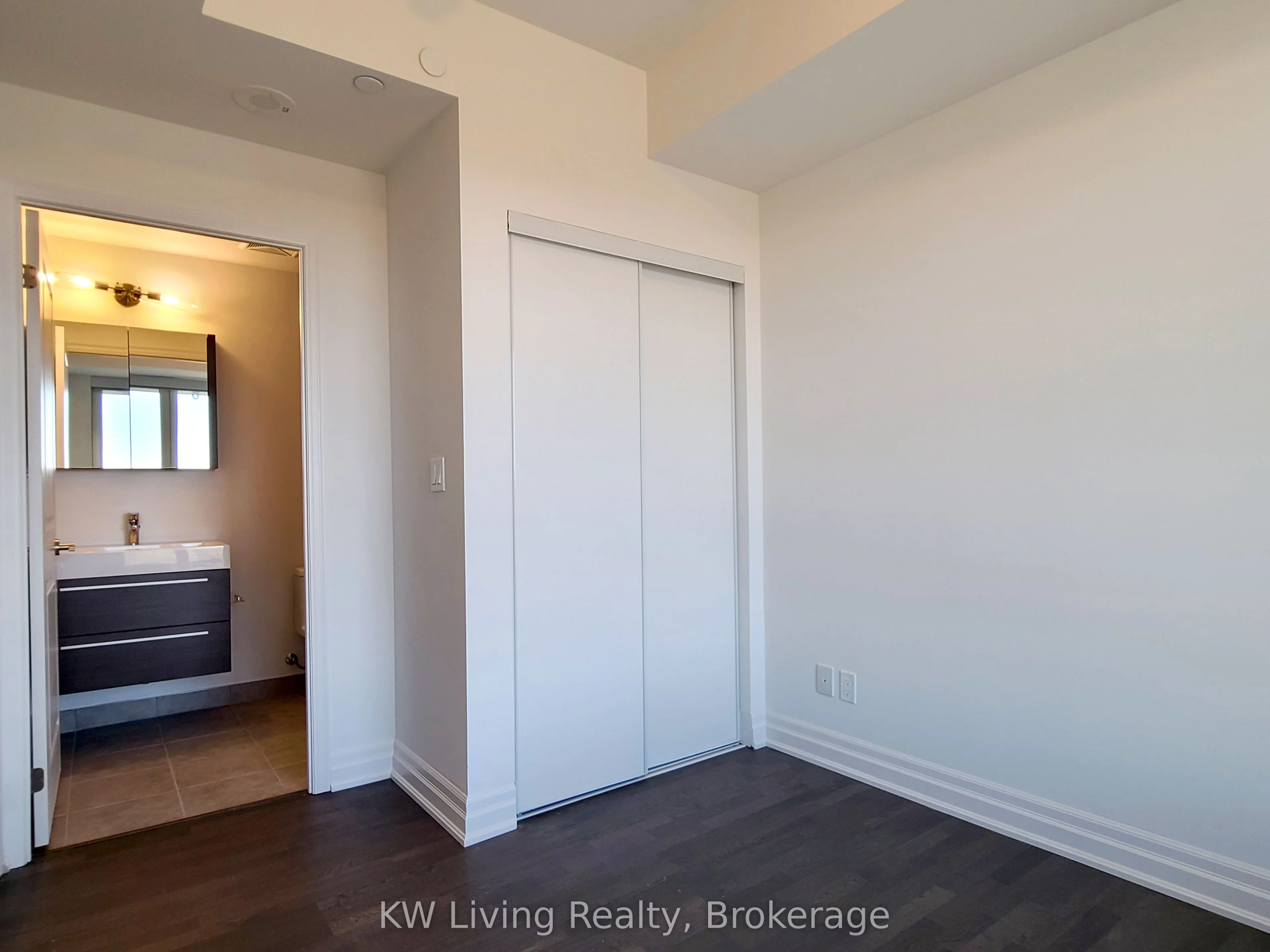 10 Rouge Valley Drive W, #628A