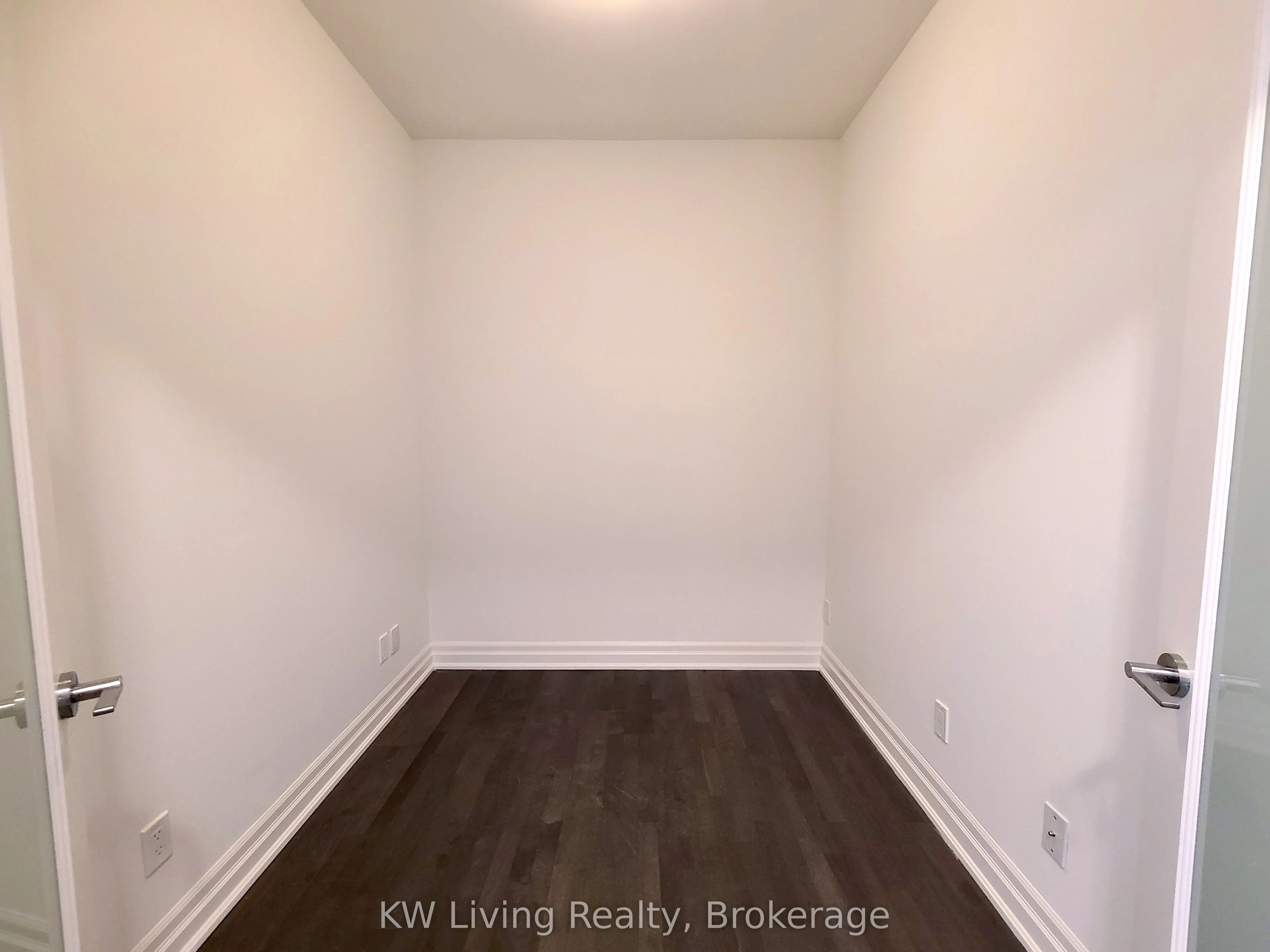 10 Rouge Valley Drive W, #628A