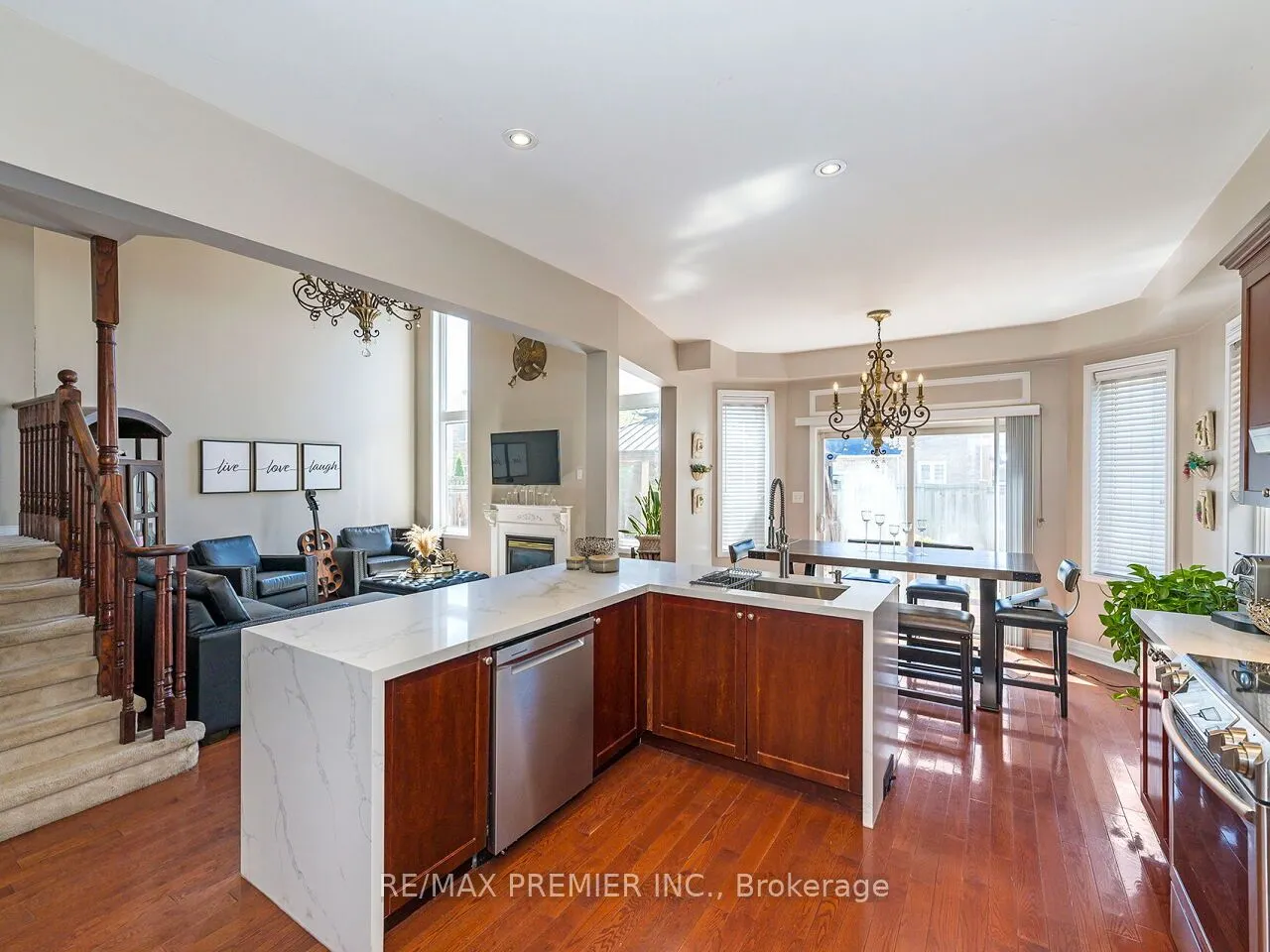 65 Victoria Wood Avenue