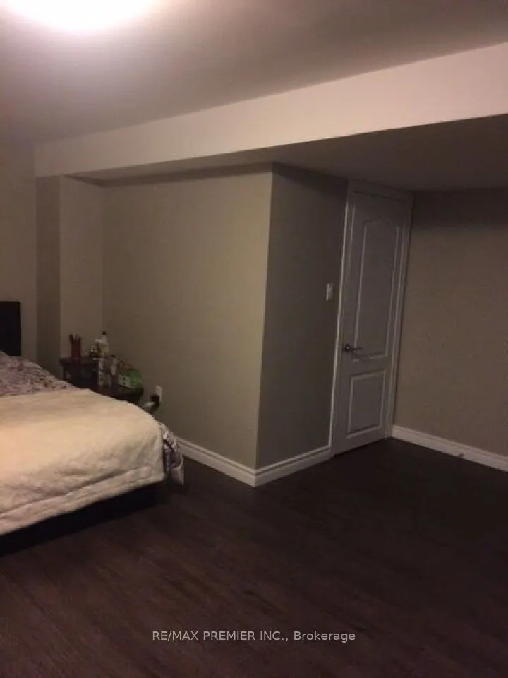 65 Victoria Wood Avenue