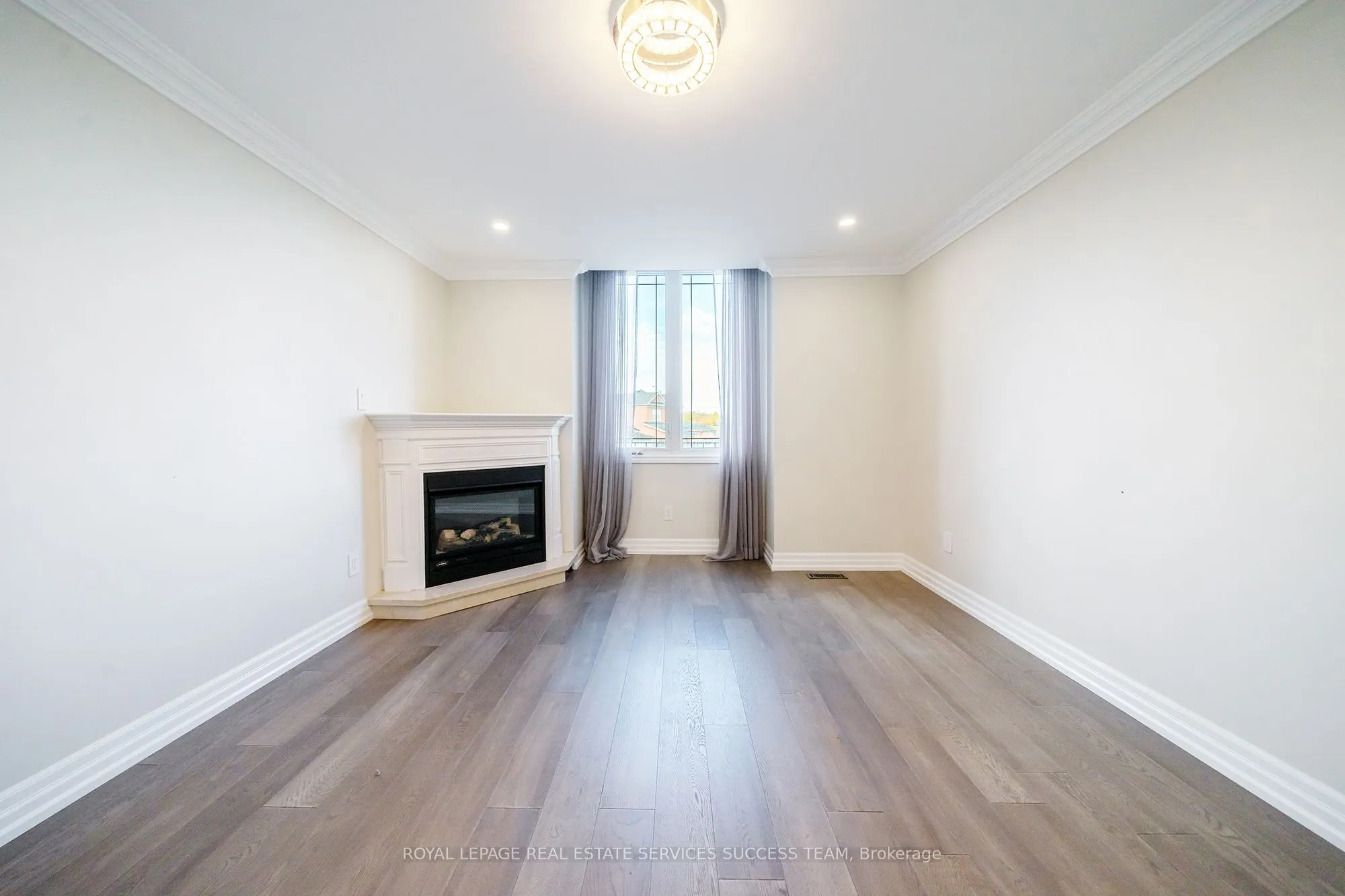 49 Cooper creek Court