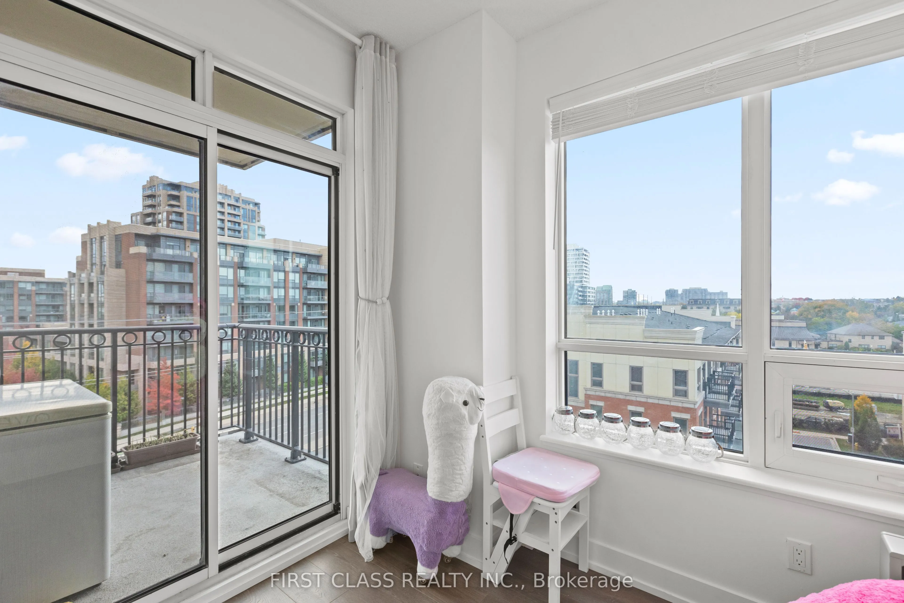 268 Buchanan Drive, #615W