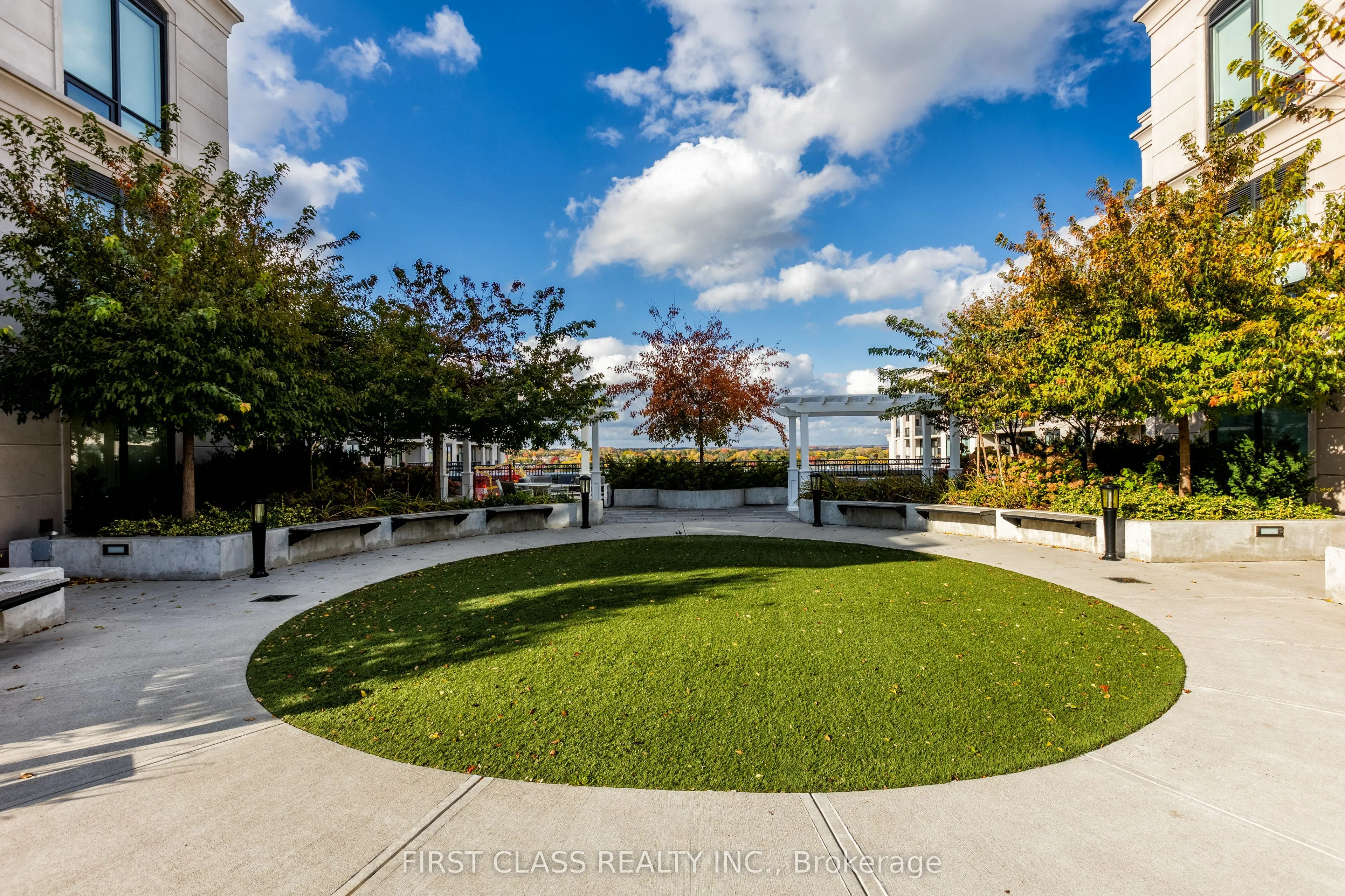 268 Buchanan Drive, #615W