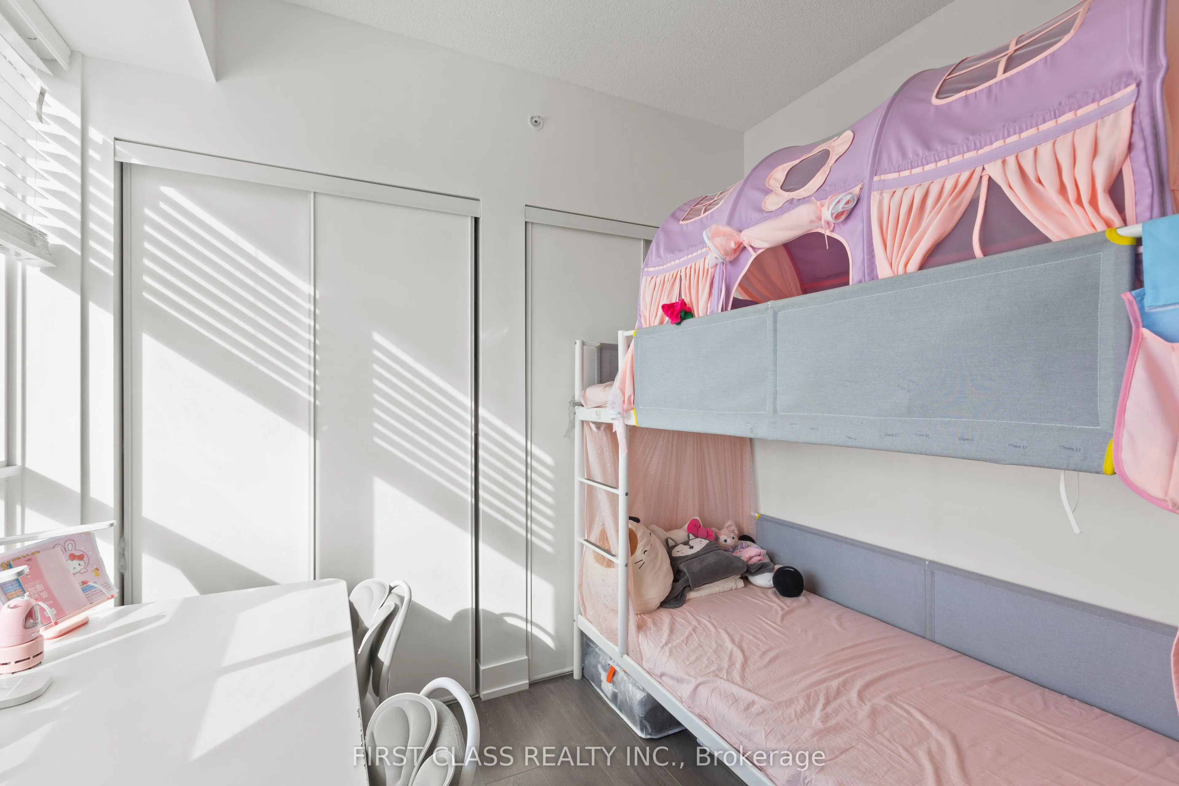 268 Buchanan Drive, #615W