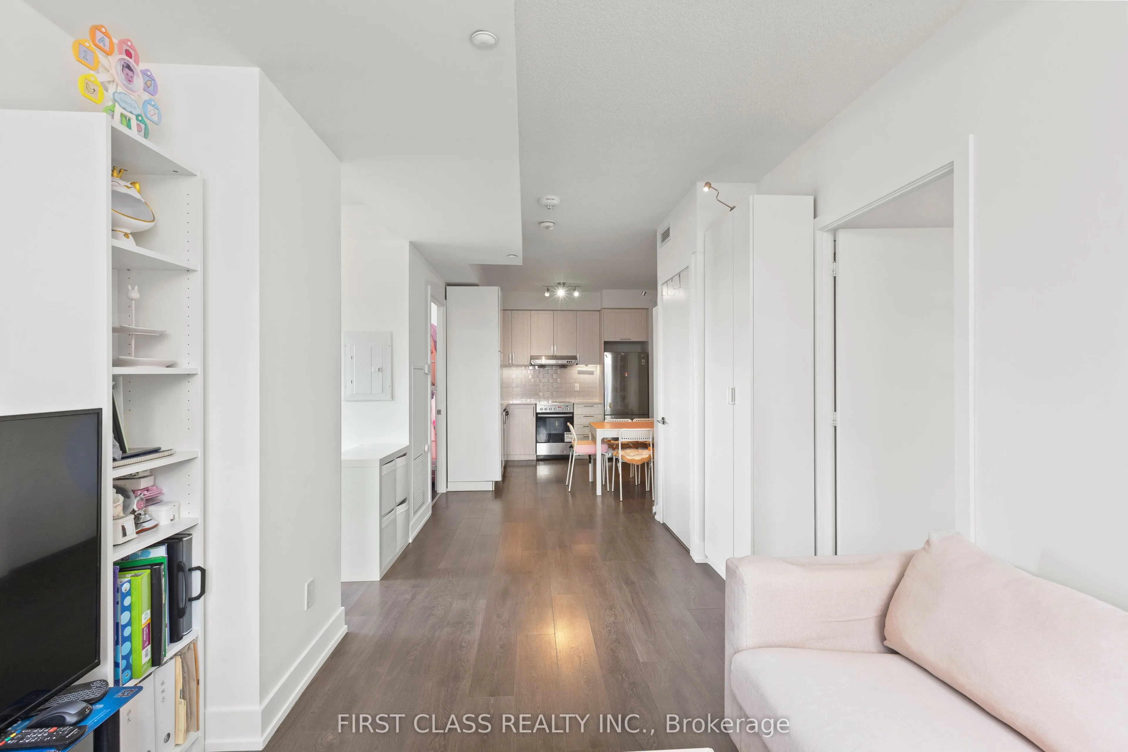 268 Buchanan Drive, #615W